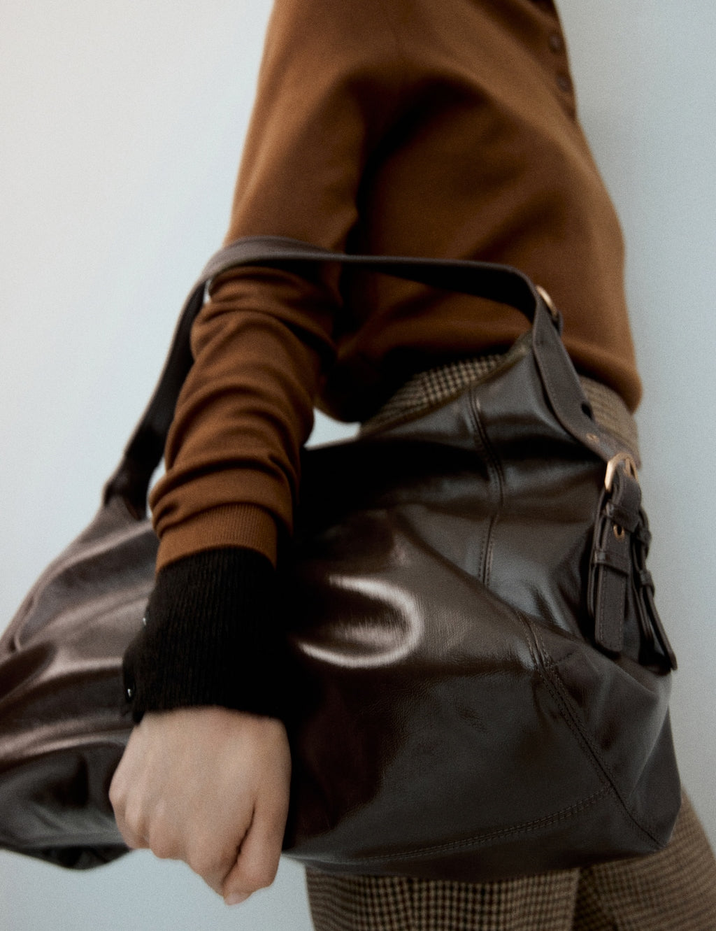 Mango shoulder bag lua in khaki - Image 1
