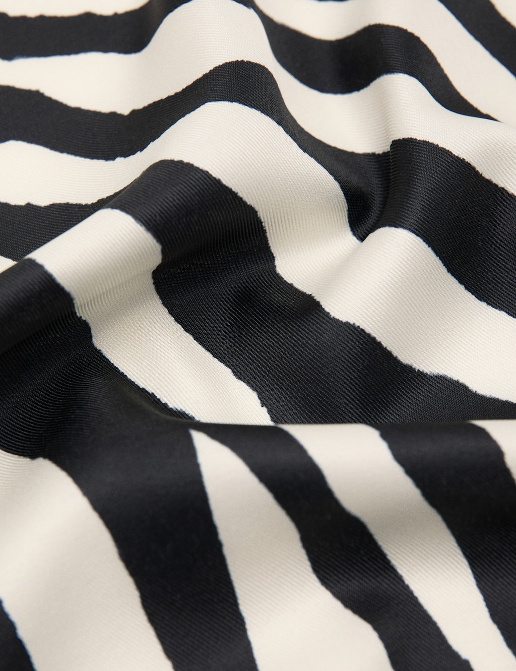 Mango kerchief cebrita in black - Image 1