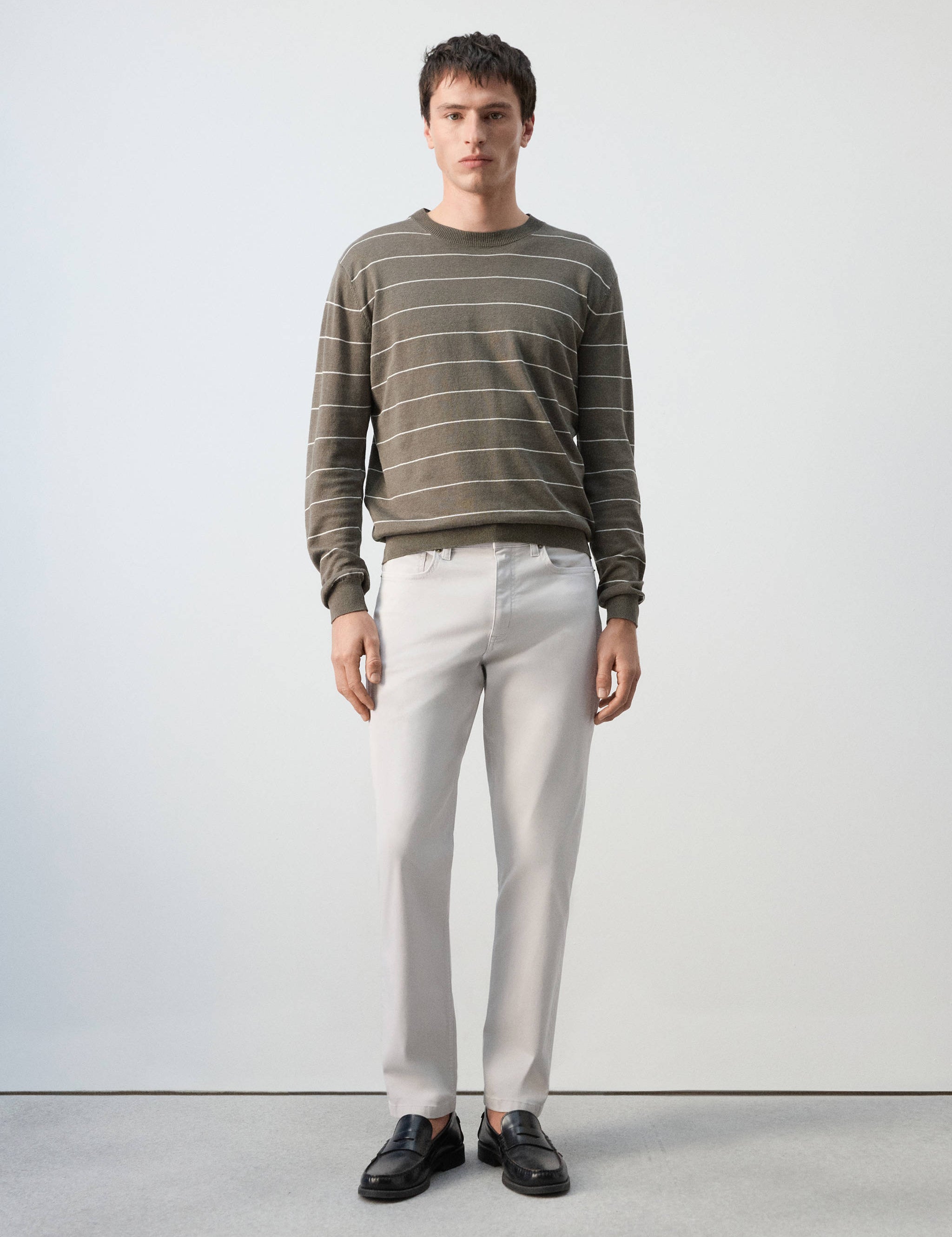 Mango trousers barrio in ice-001