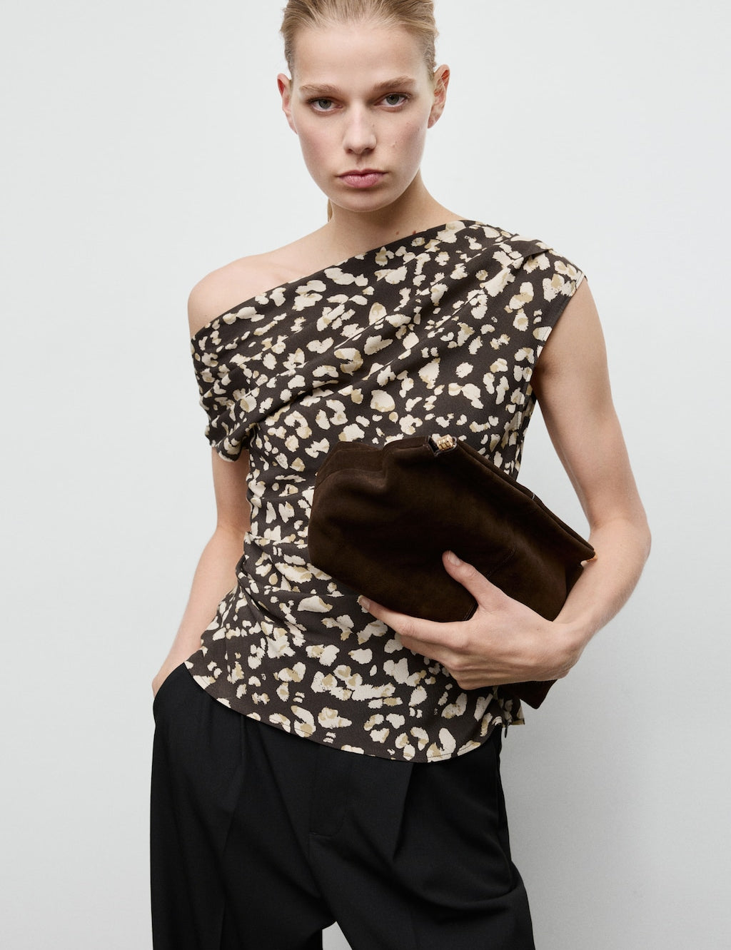 Mango top apple in brown - Image 1