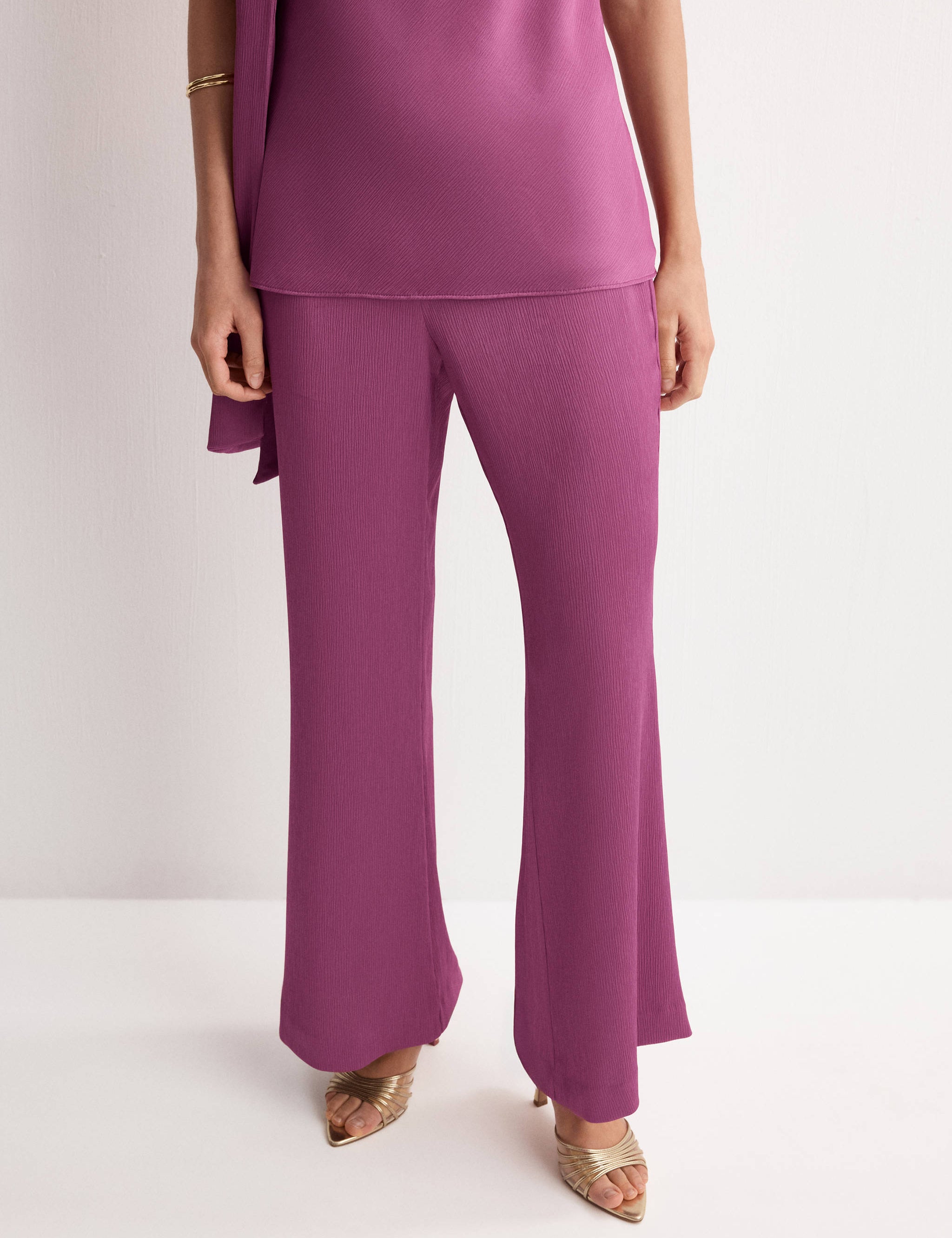Mango trousers greta in color 68-002