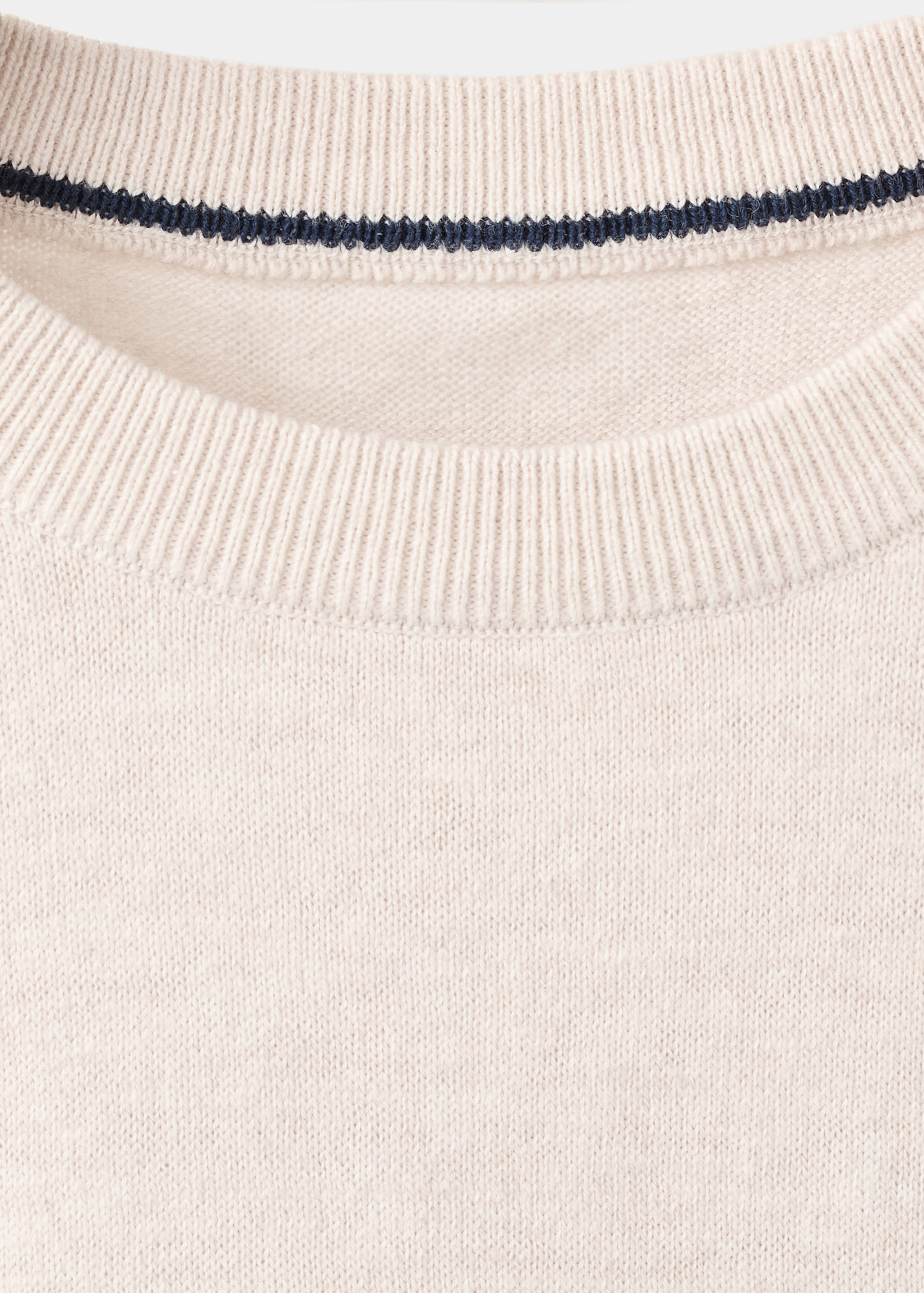Mango sweater hugo in beige-023