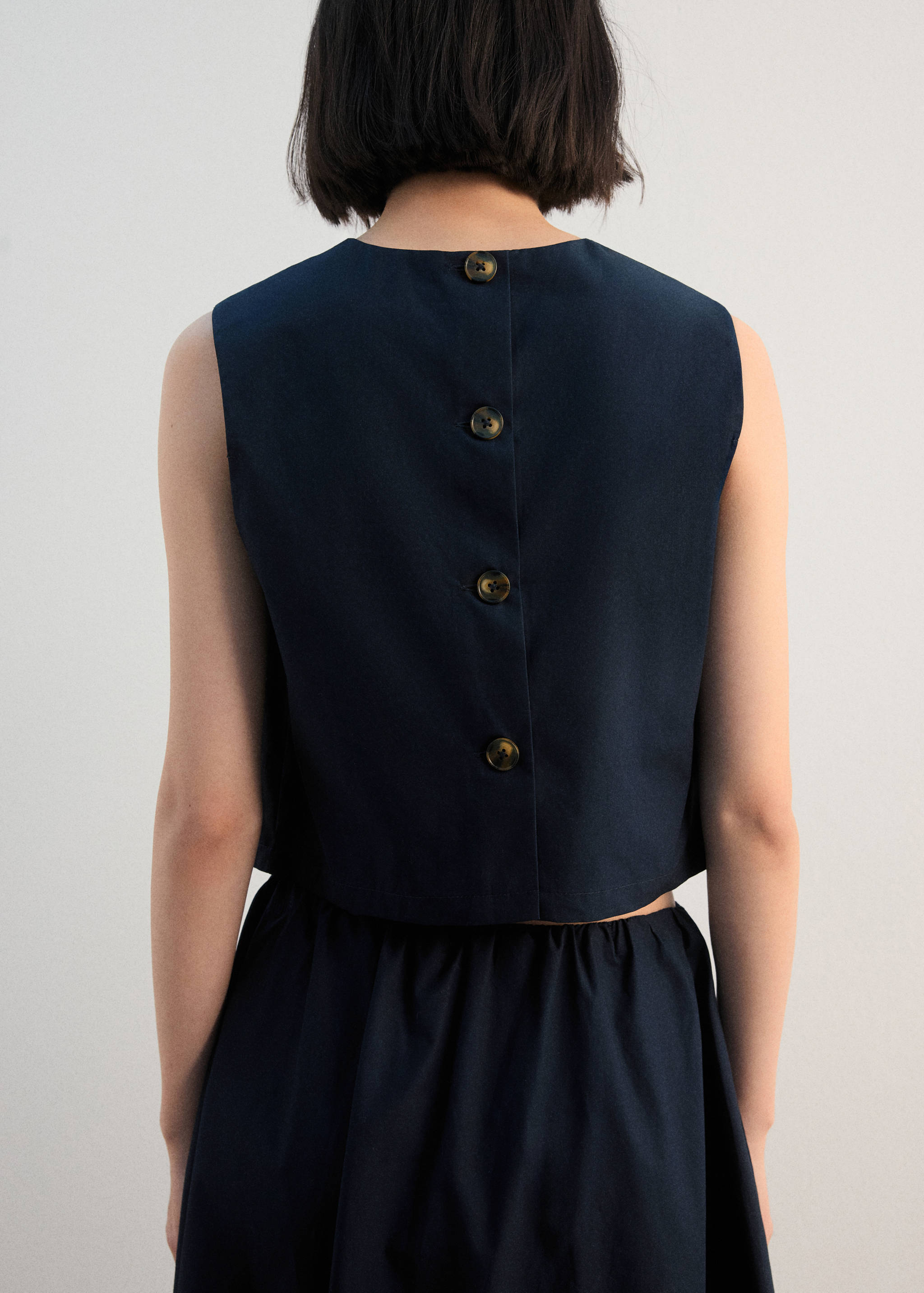 Mango top poppy in navy-003