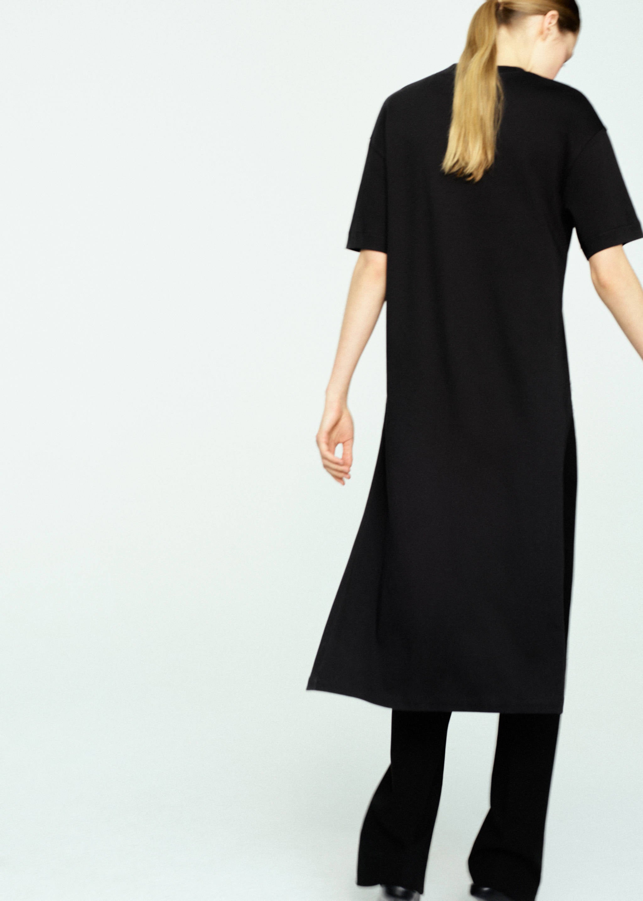 Mango t-shirt iris in black-003