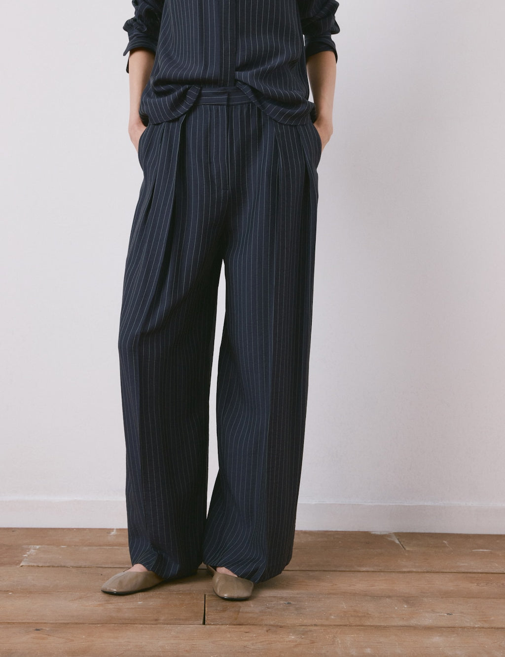 Mango trousers beli in navy - Image 1