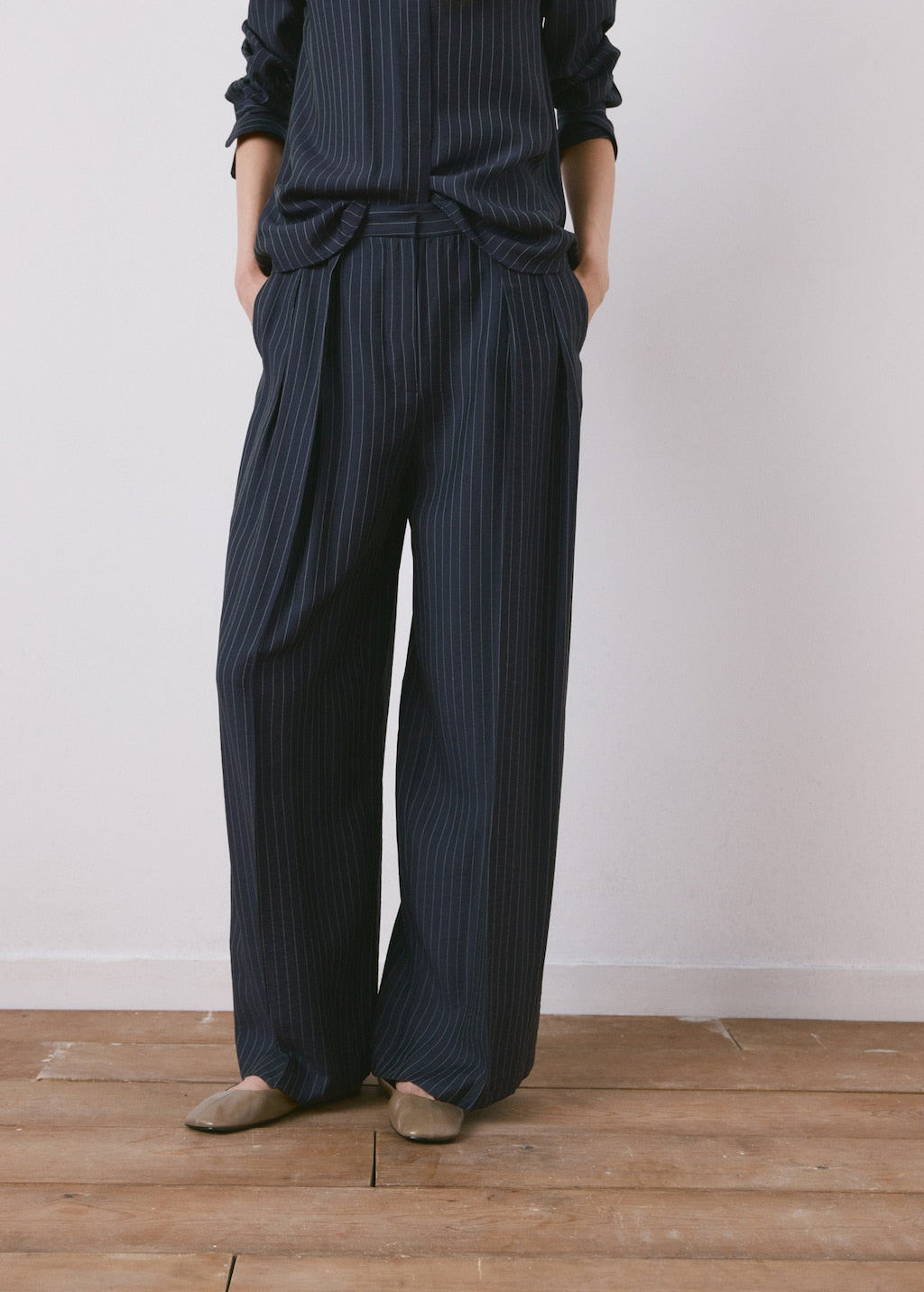 Mango trousers beli in navy - Image 1