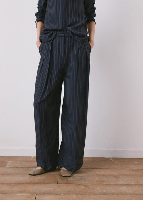 Mango trousers beli in navy