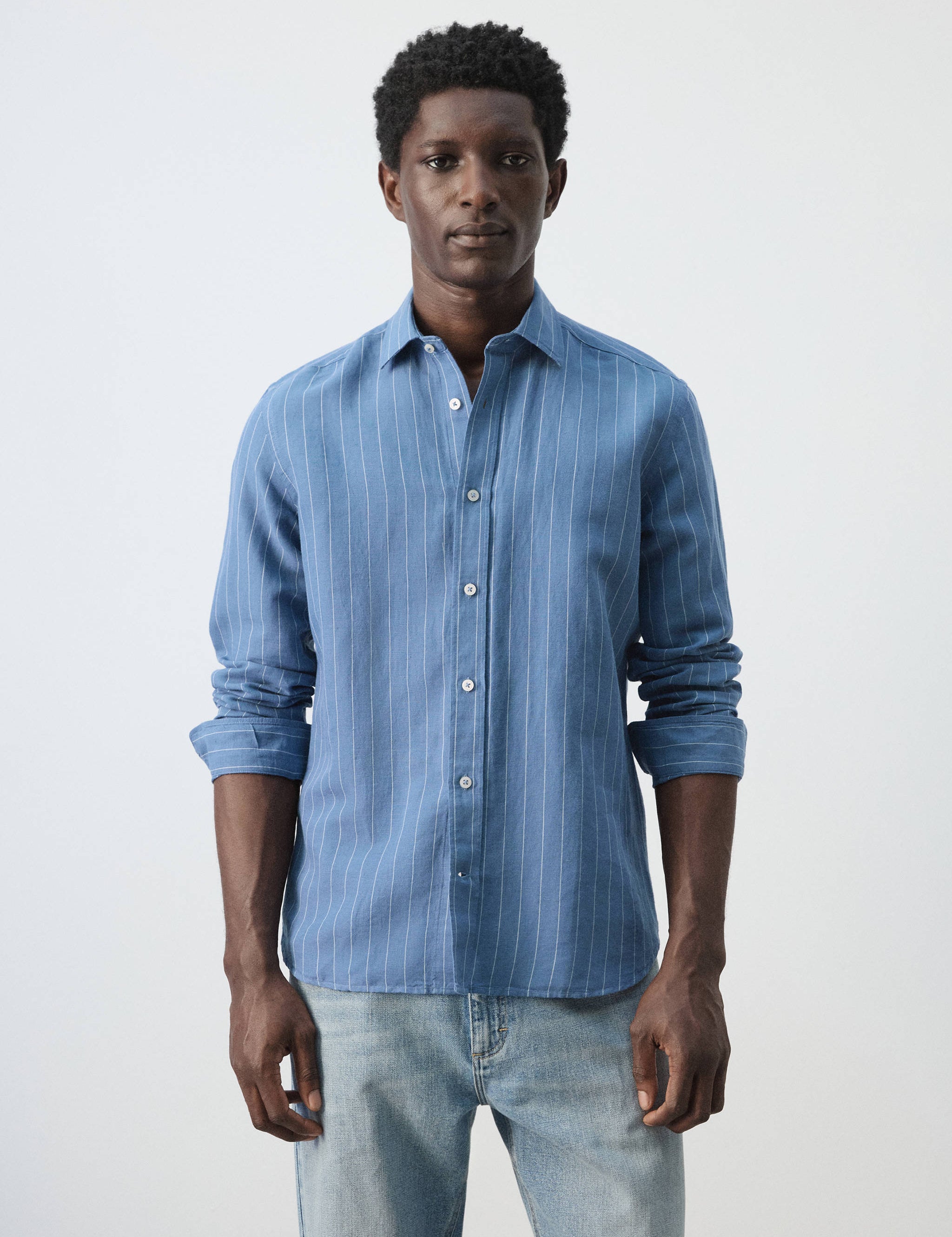 Mango shirt rug in ink-002