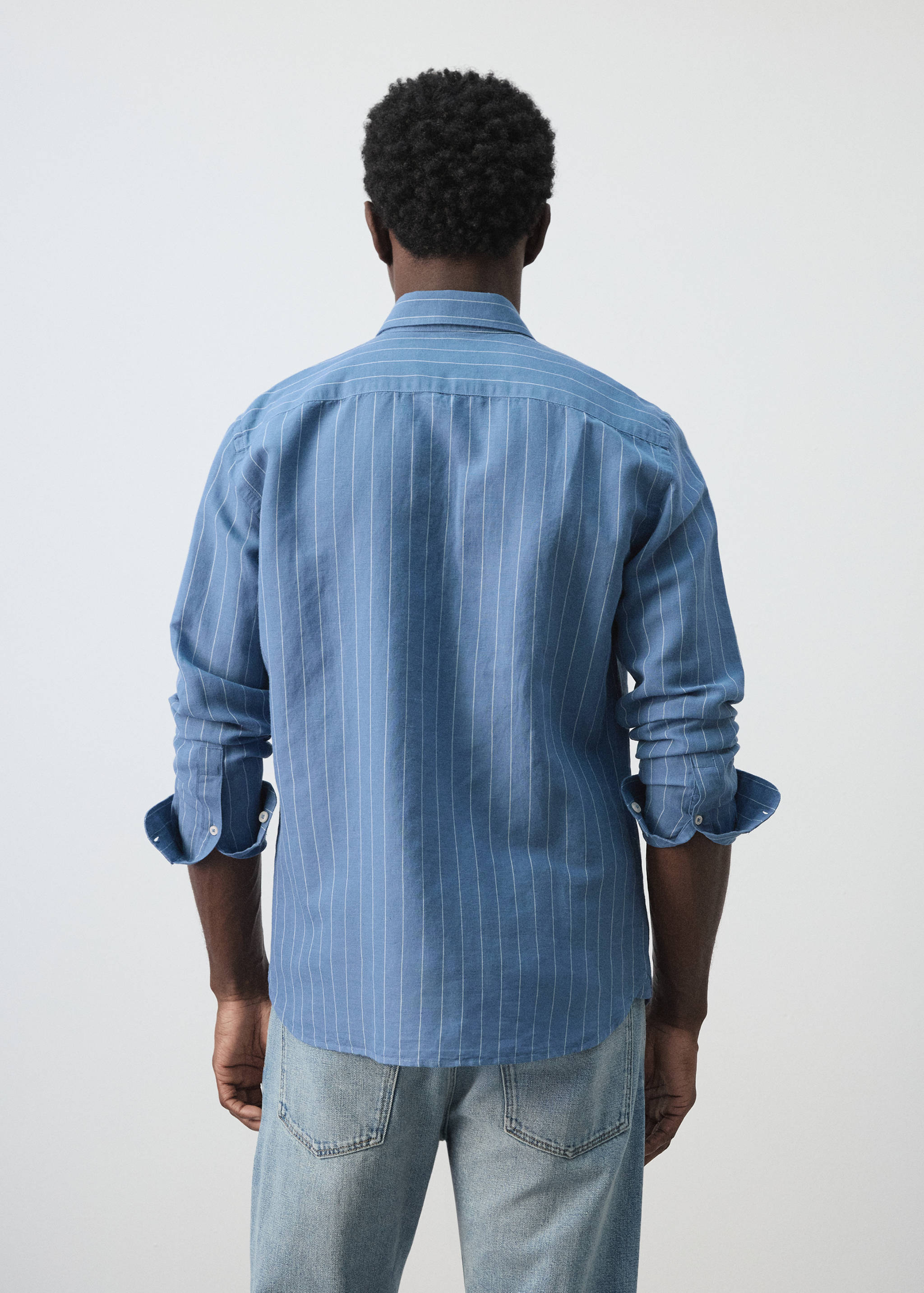 Mango shirt rug in ink-003
