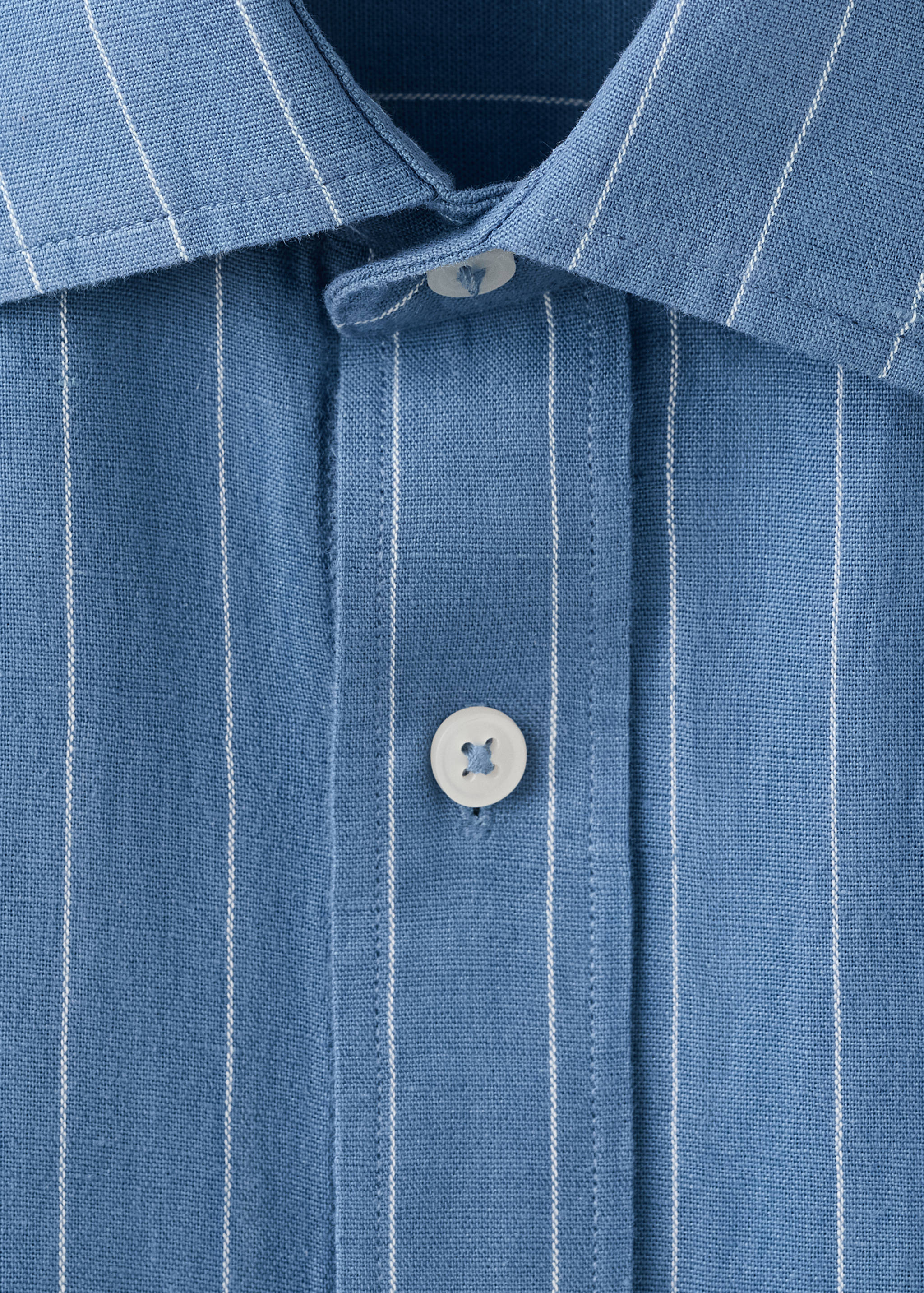 Mango shirt rug in ink-023
