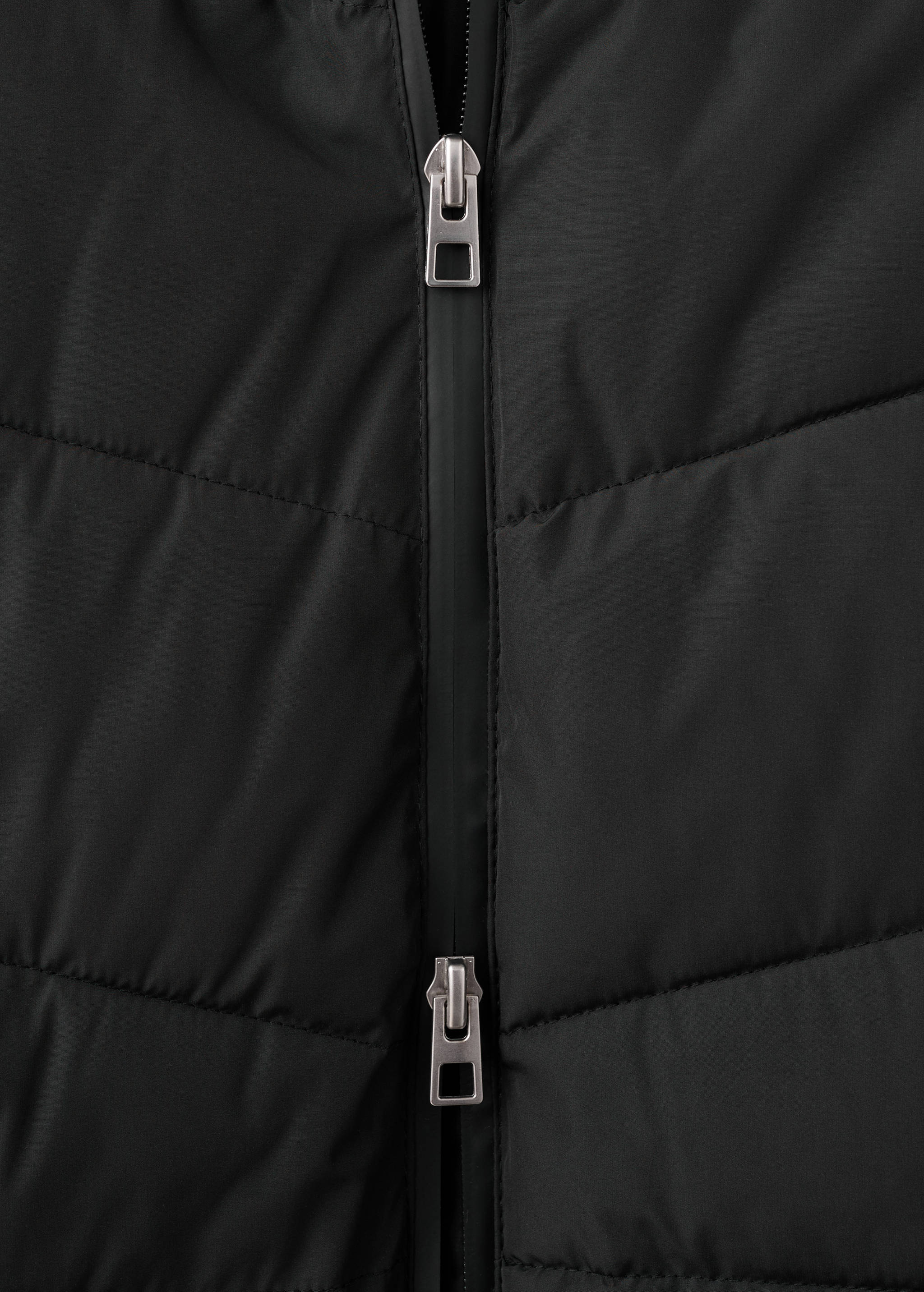 Mango puffer coat tokyo in black-023