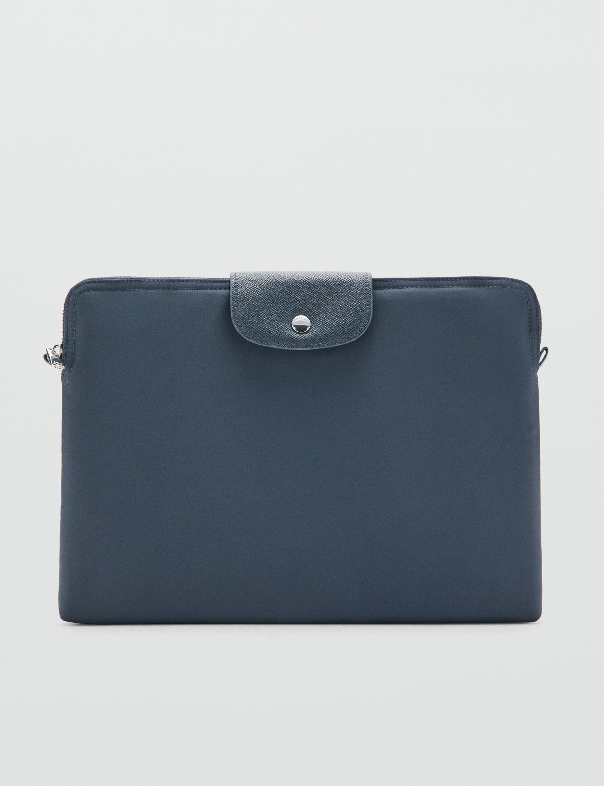 Mango case nanda in navy