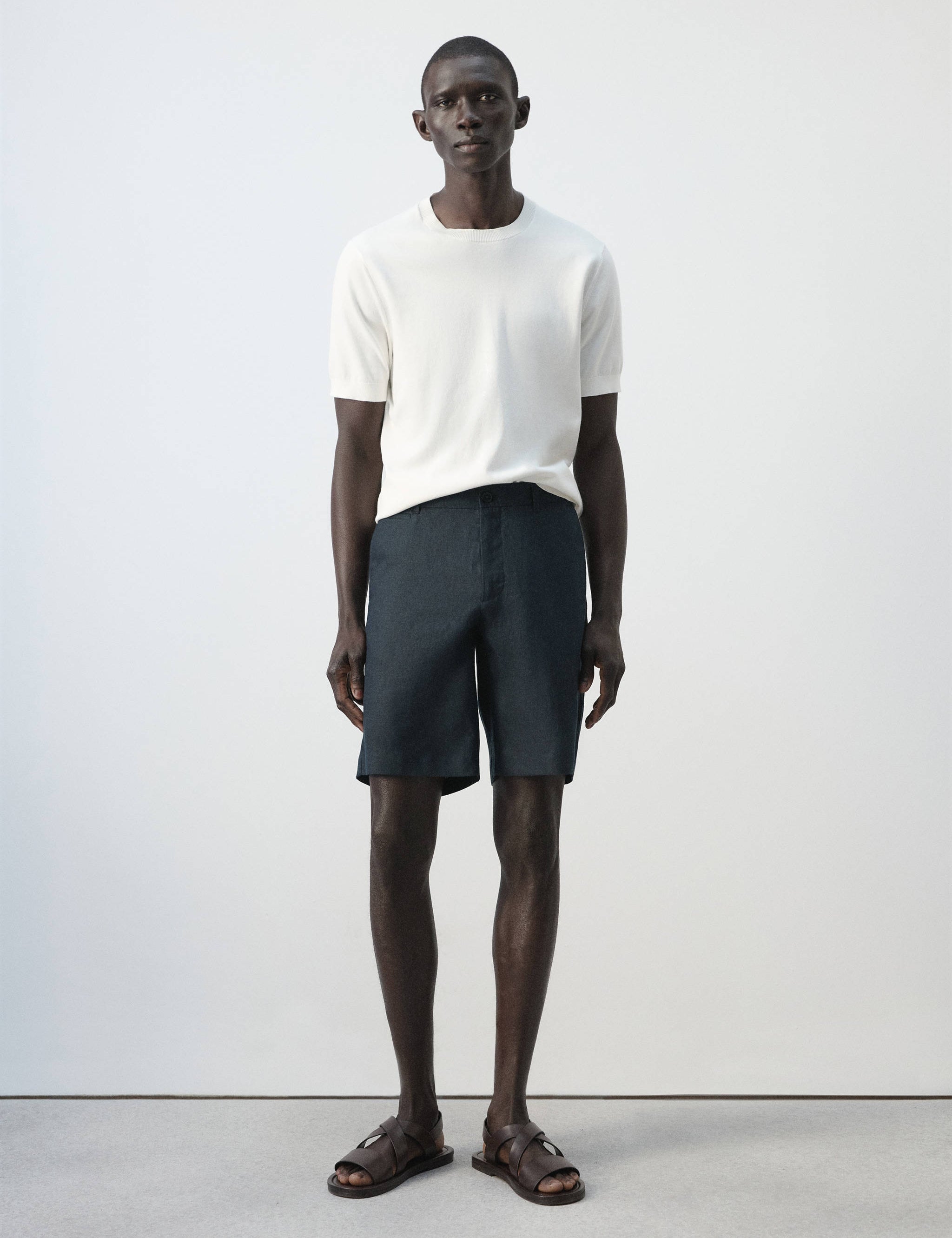 Mango bermudas carp in navy-001