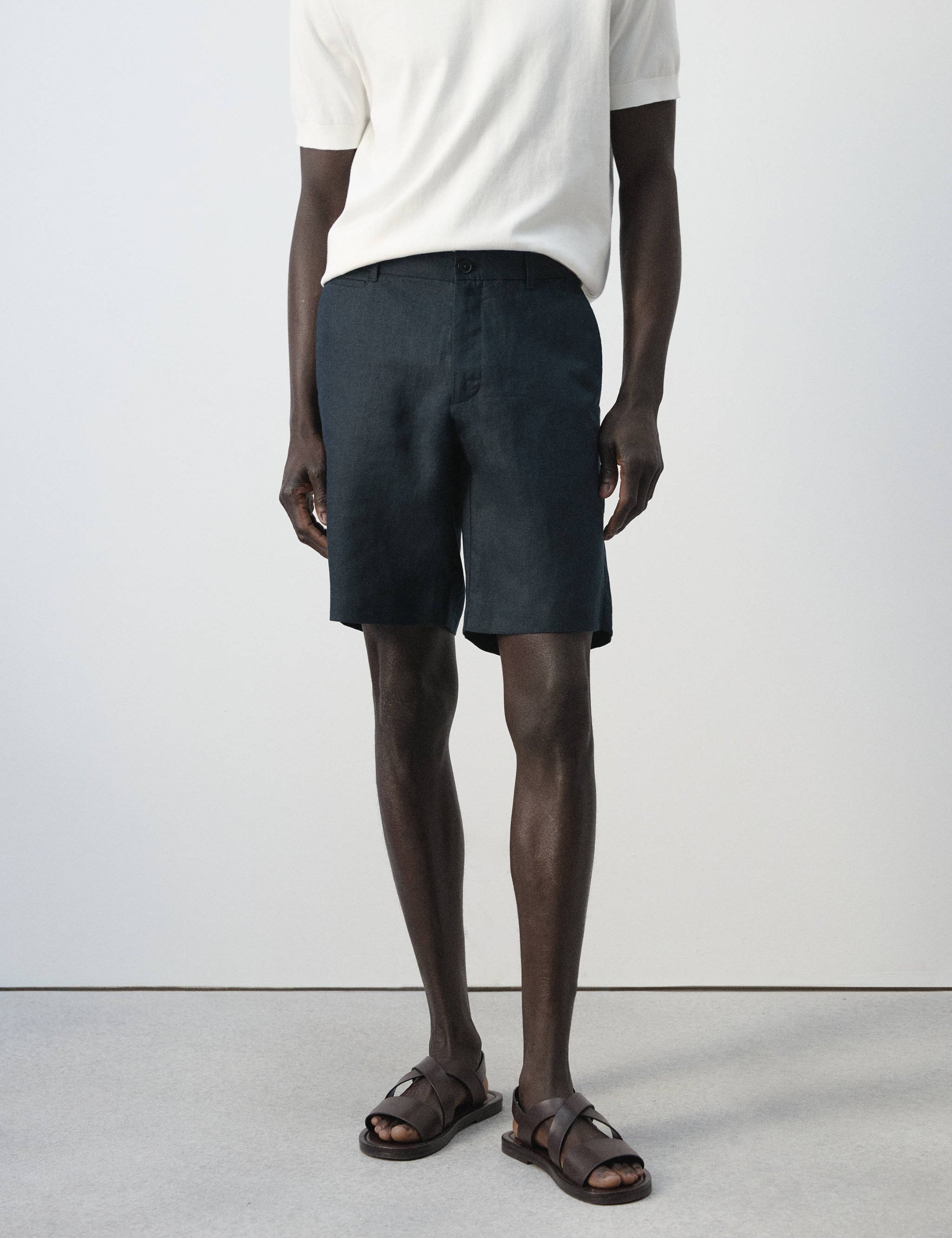Mango bermudas carp in navy-002