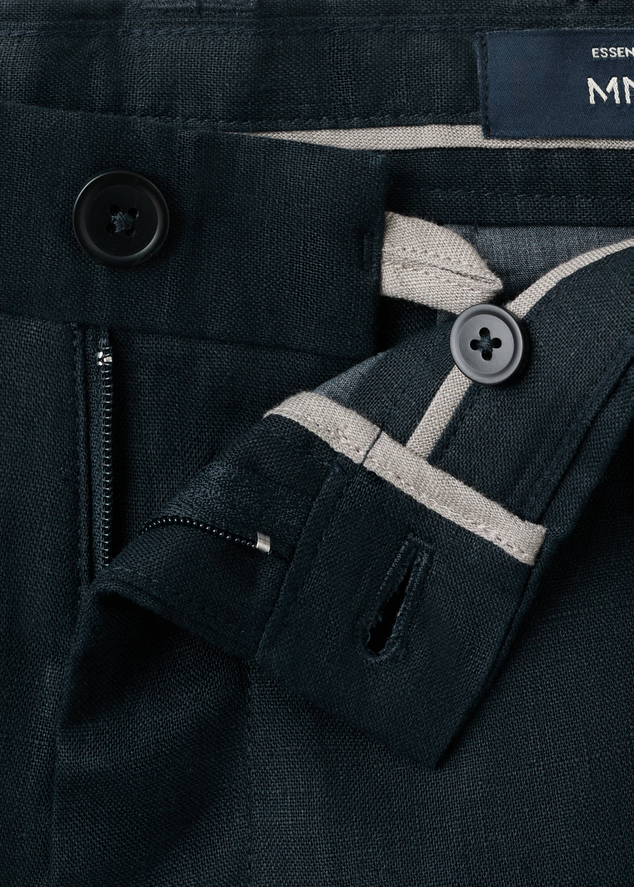 Mango bermudas carp in navy-023