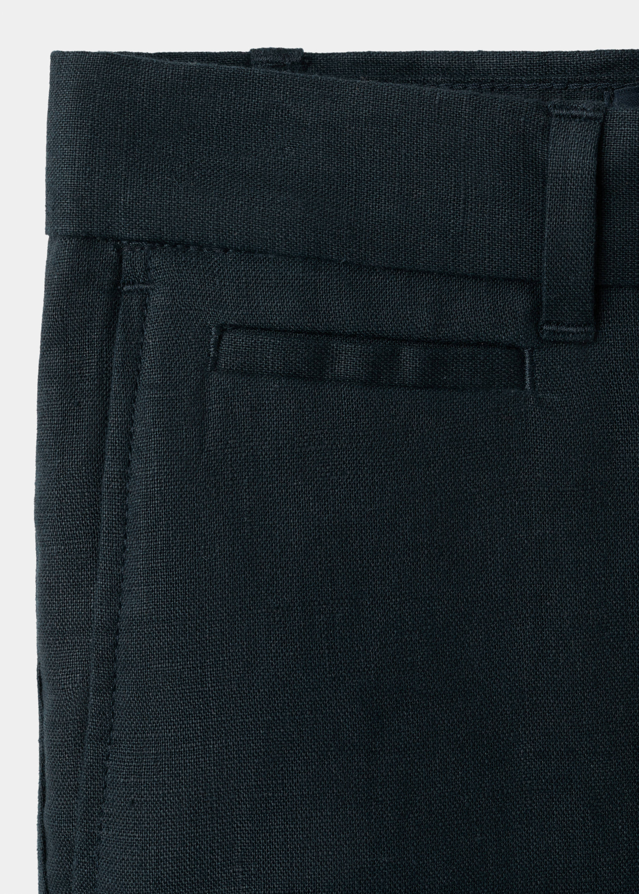 Mango bermudas carp in navy-030