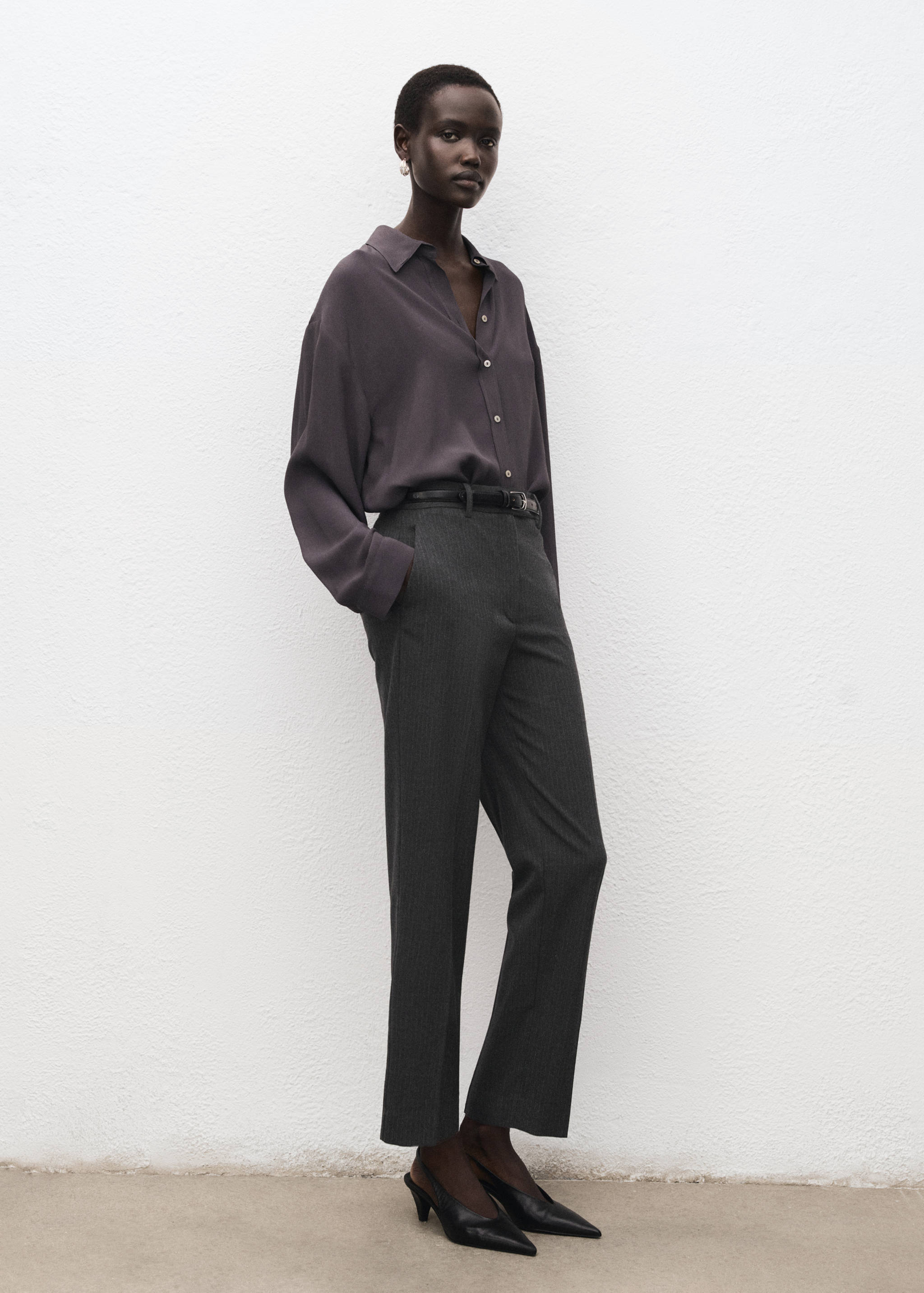 Mango trousers newarm in grey-001