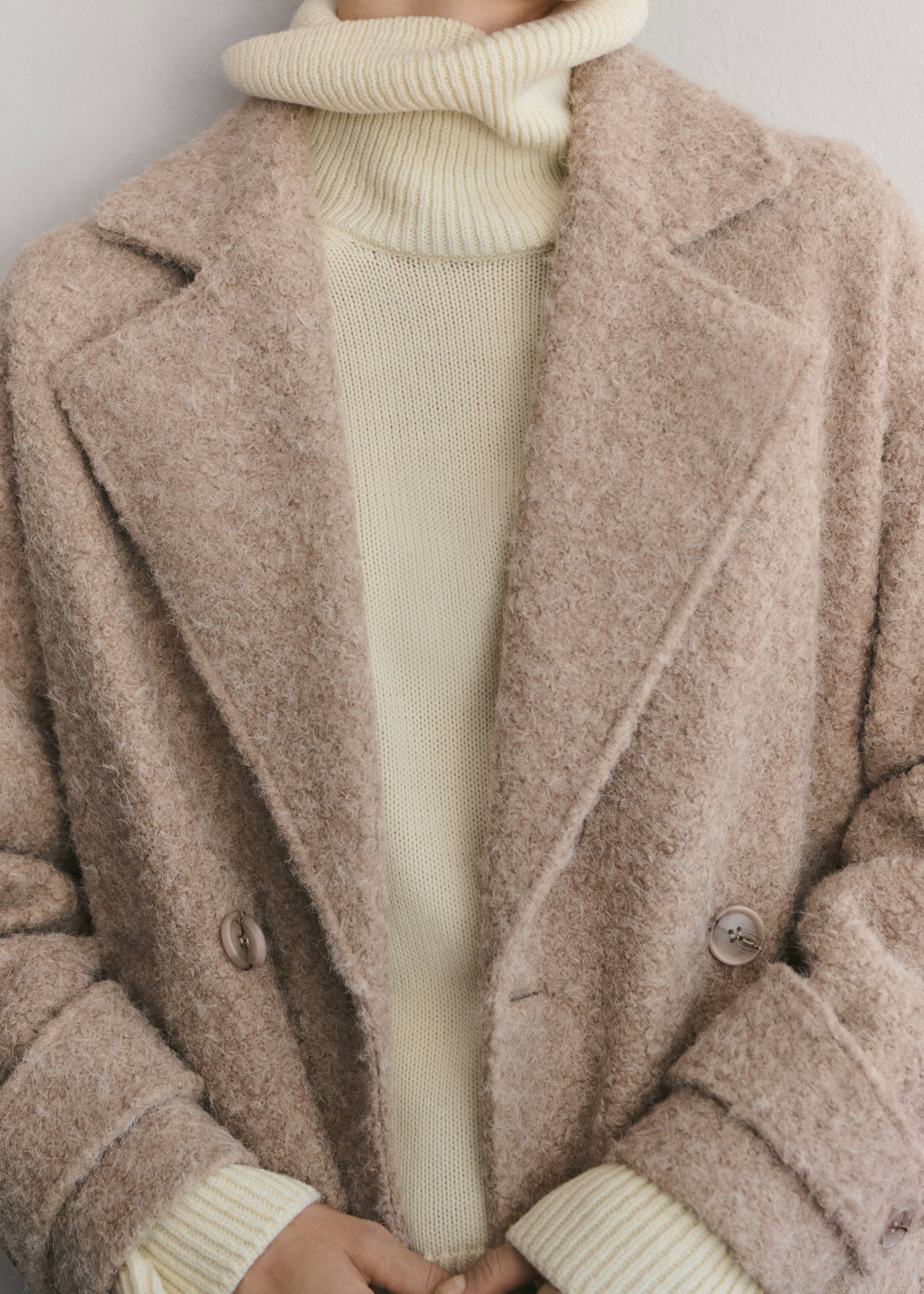 Mango coat finsti in beige-004