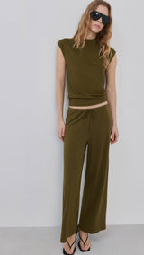 Mango trousers candelap in khaki-001