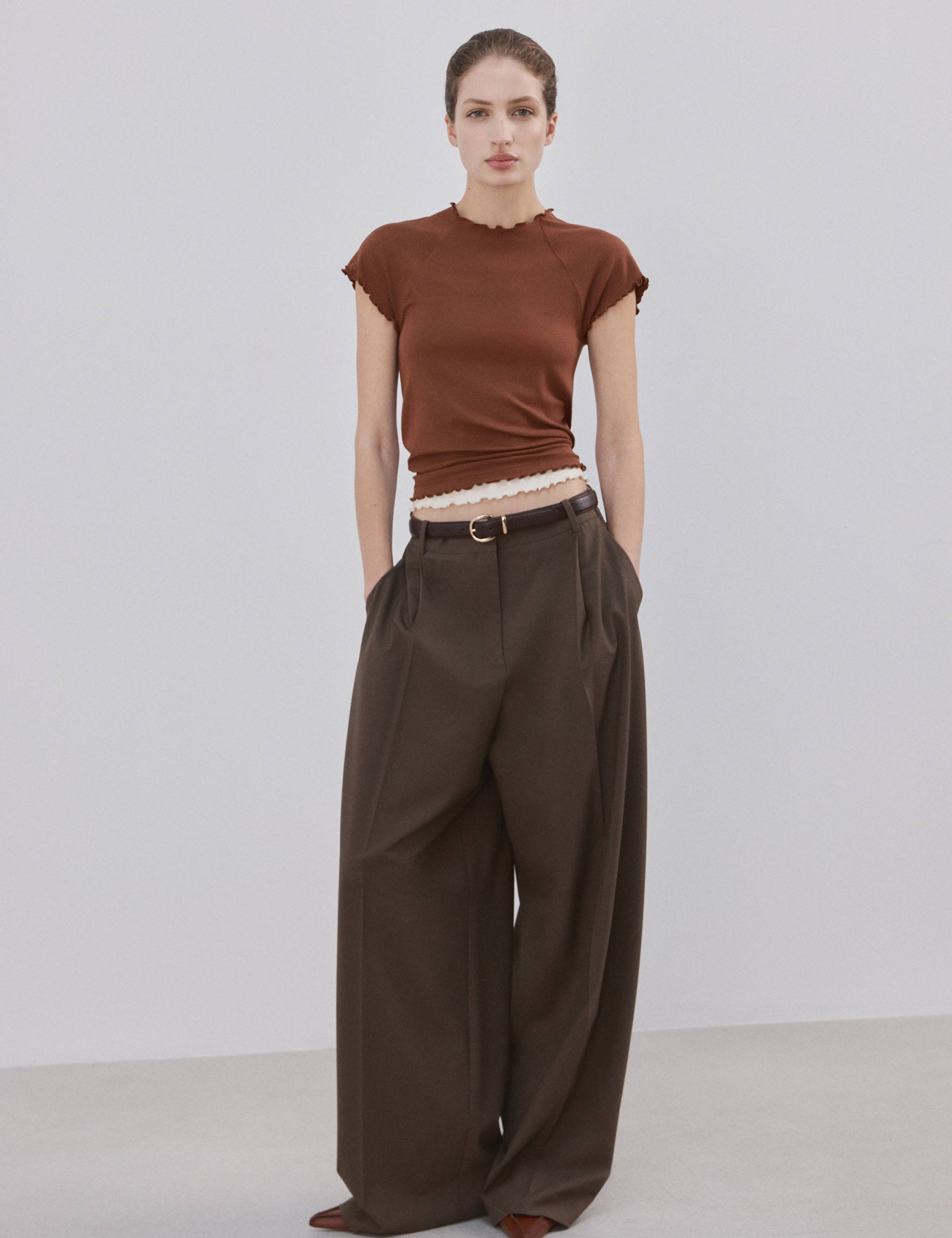 Mango t-shirt curlita in brown-001