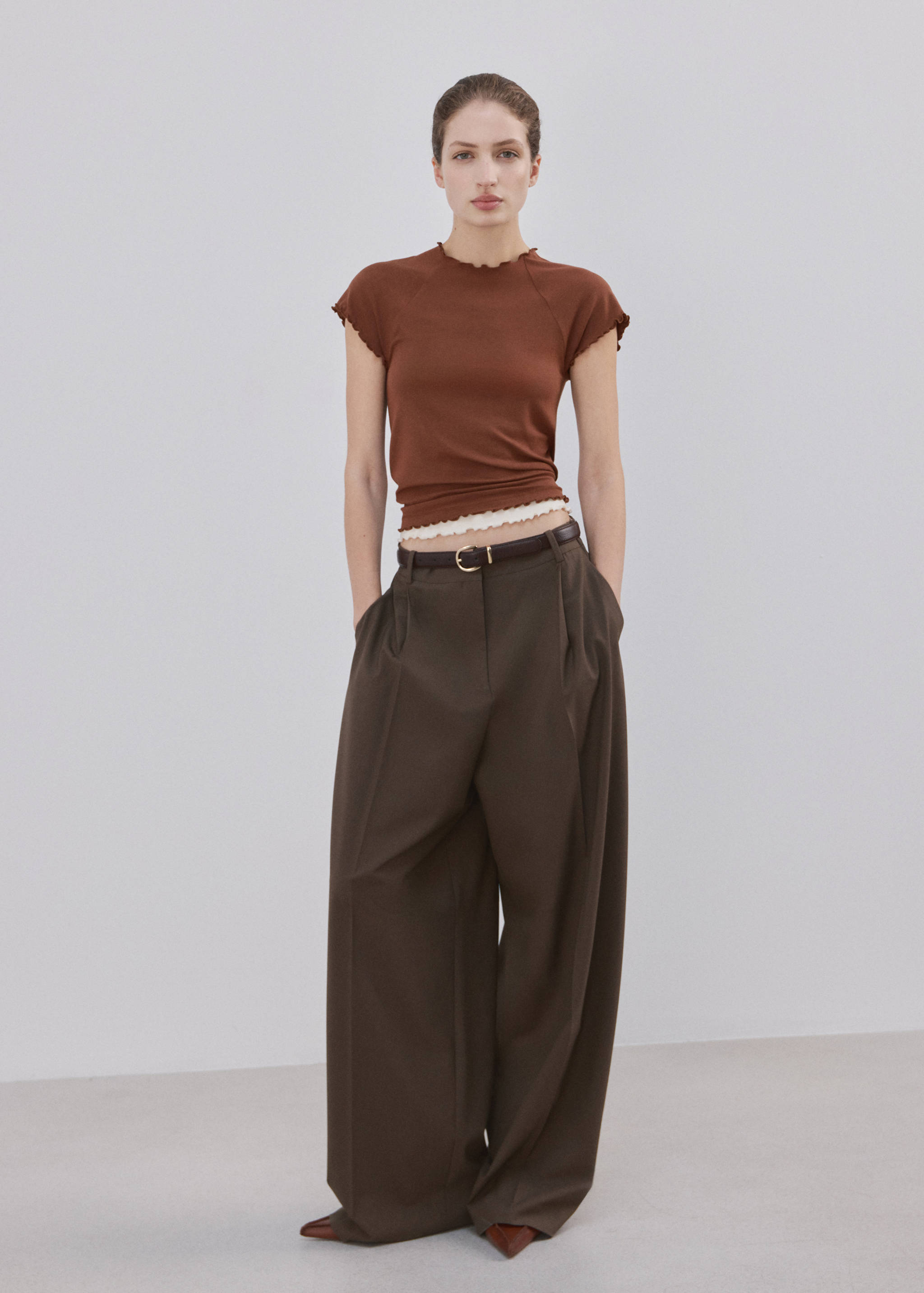 Mango t-shirt curlita in brown-001