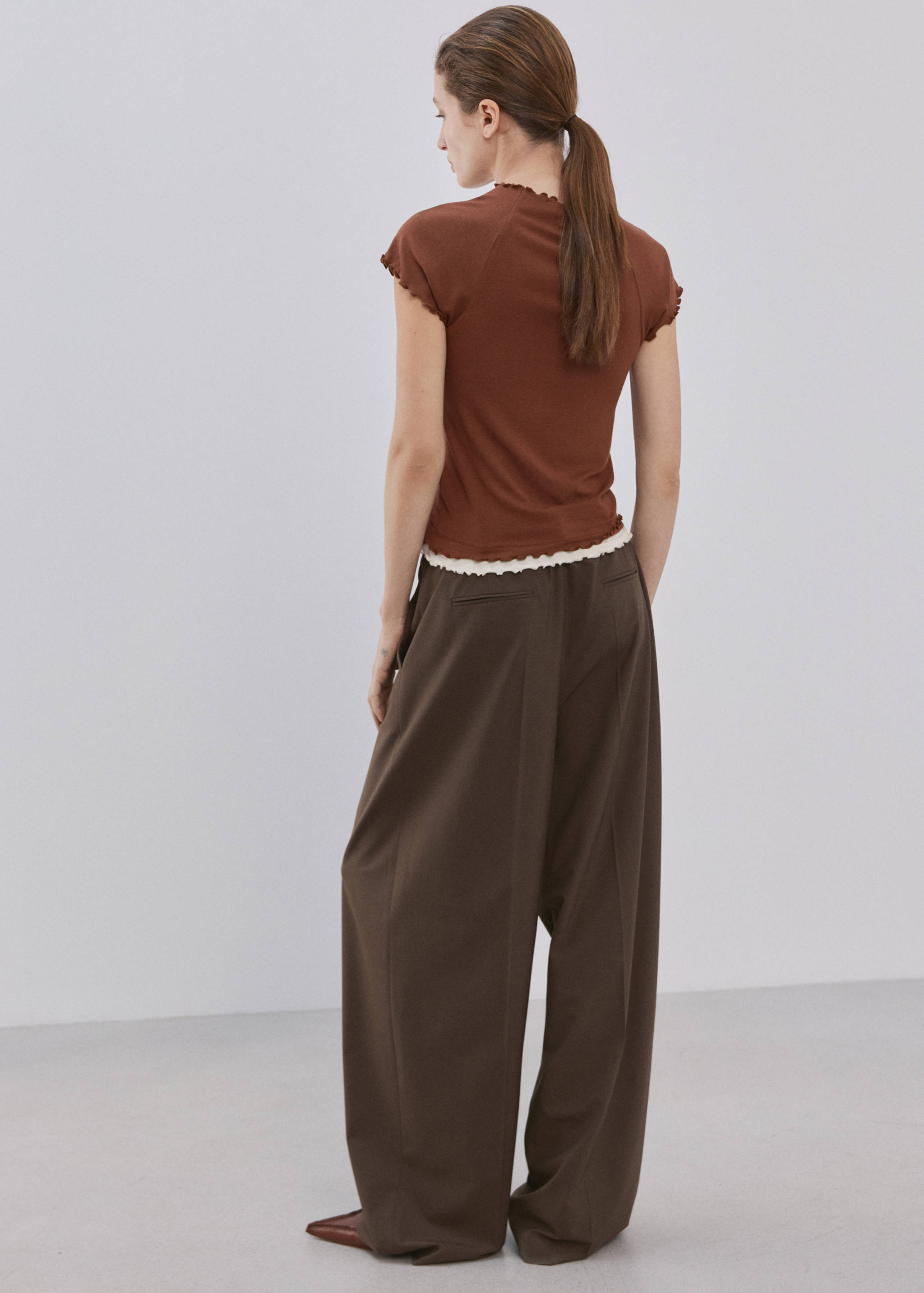Mango t-shirt curlita in brown-003