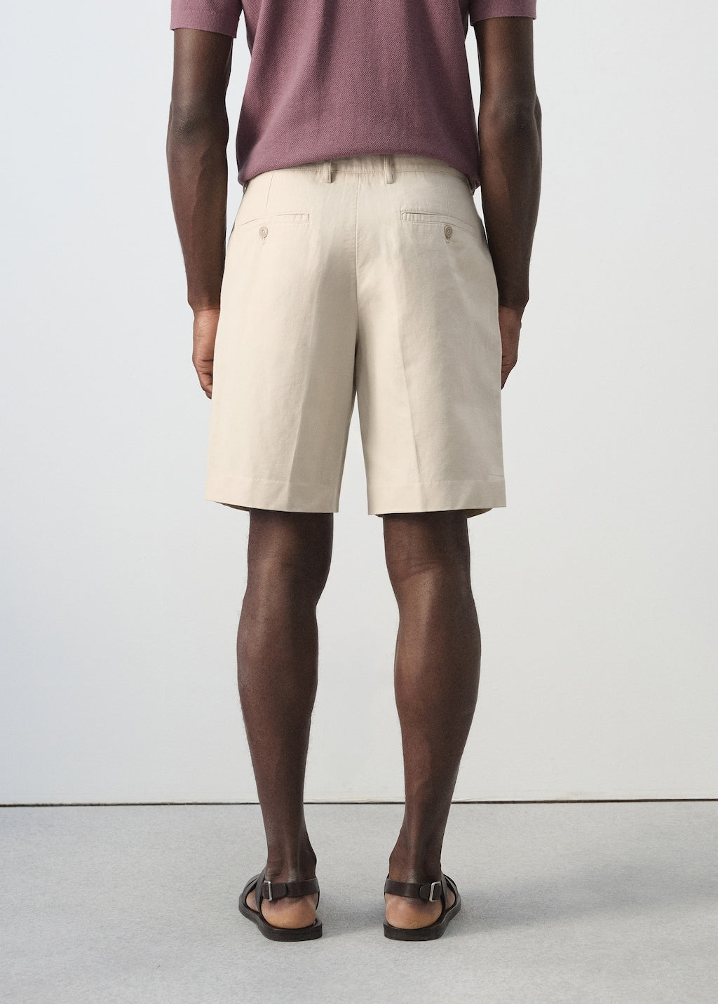 Mango shorts boren in sand - Image 8