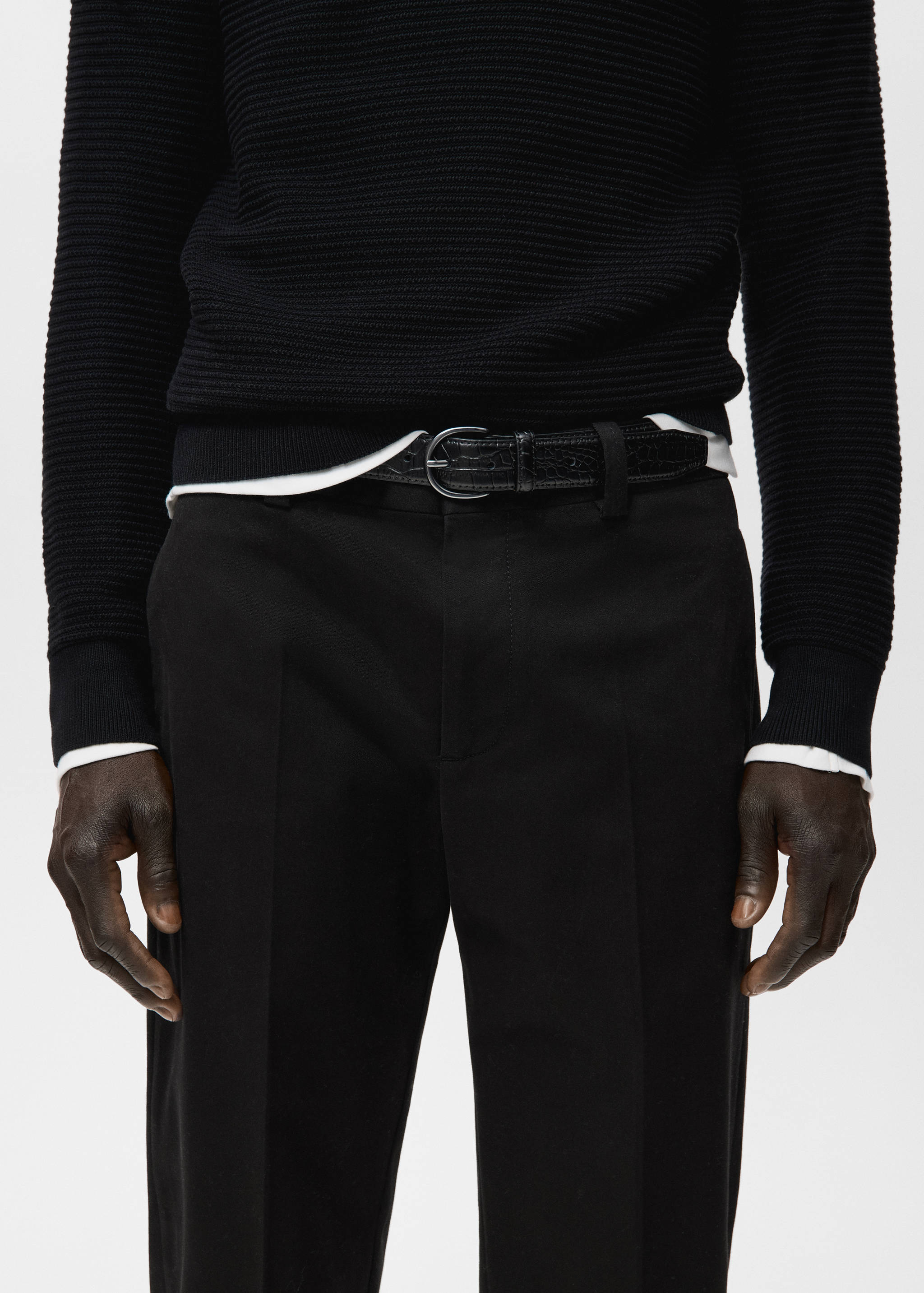 Mango trousers koda in black-004