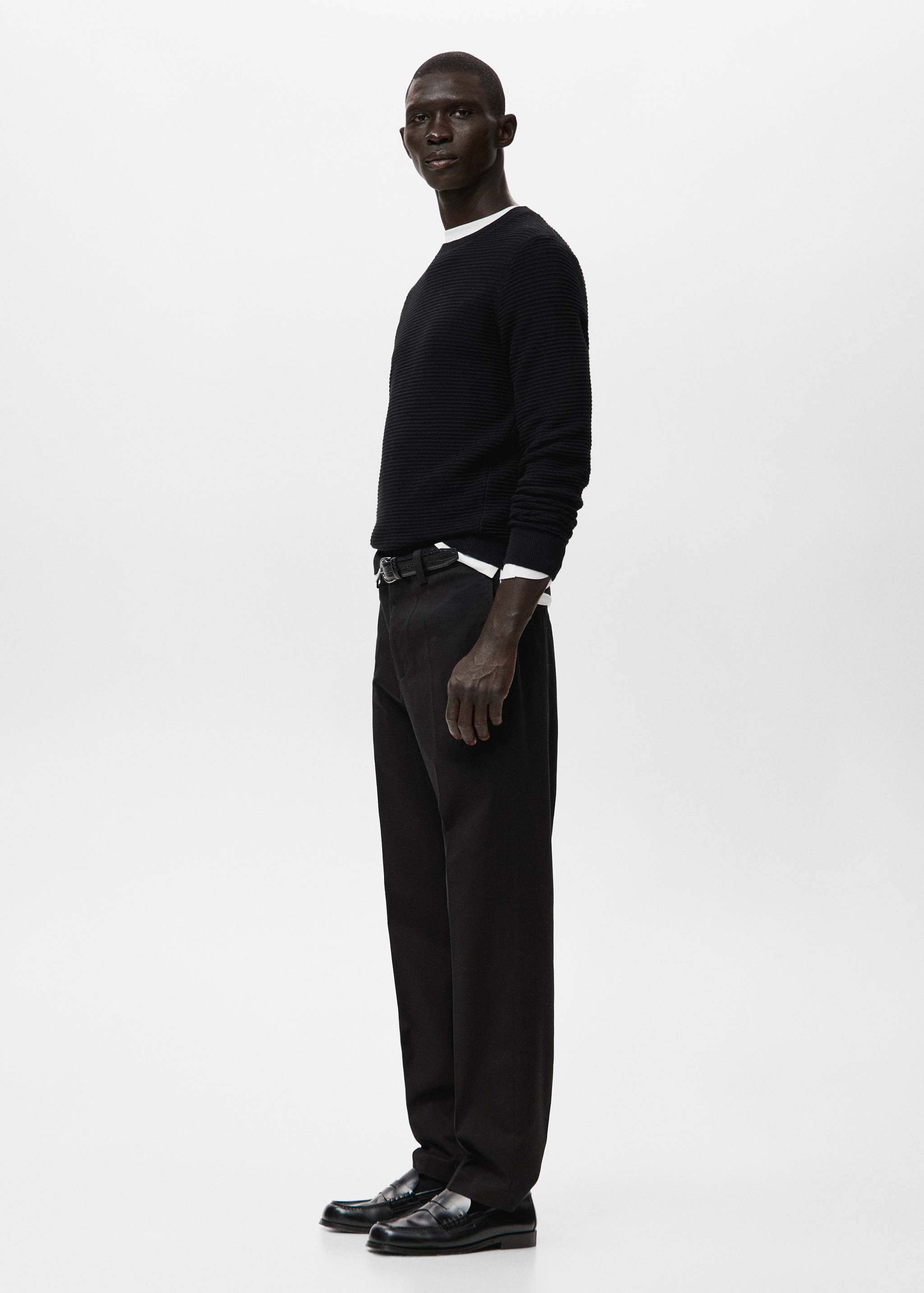 Mango trousers koda in black-008