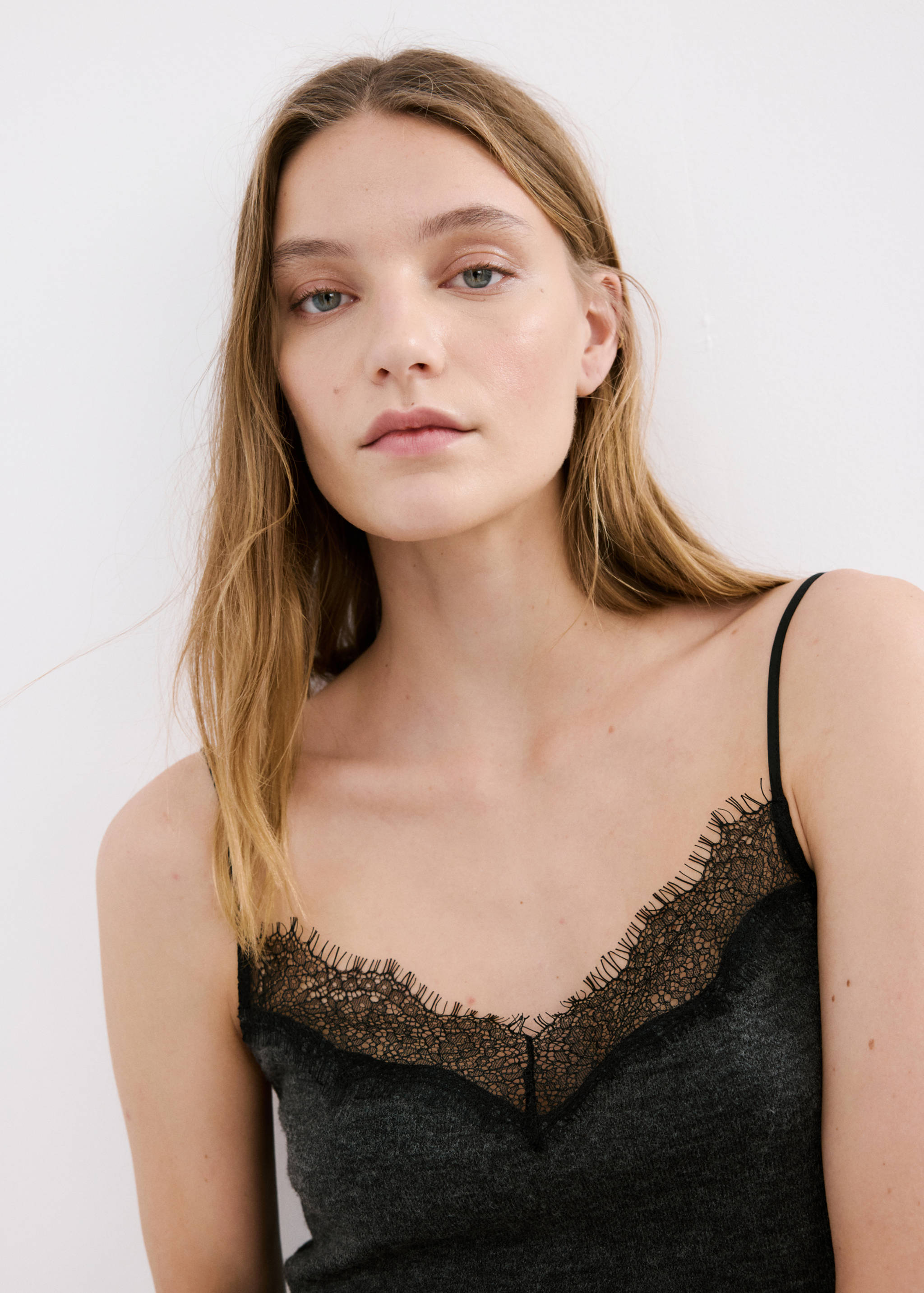 Mango top verona in dark vigore grey-004