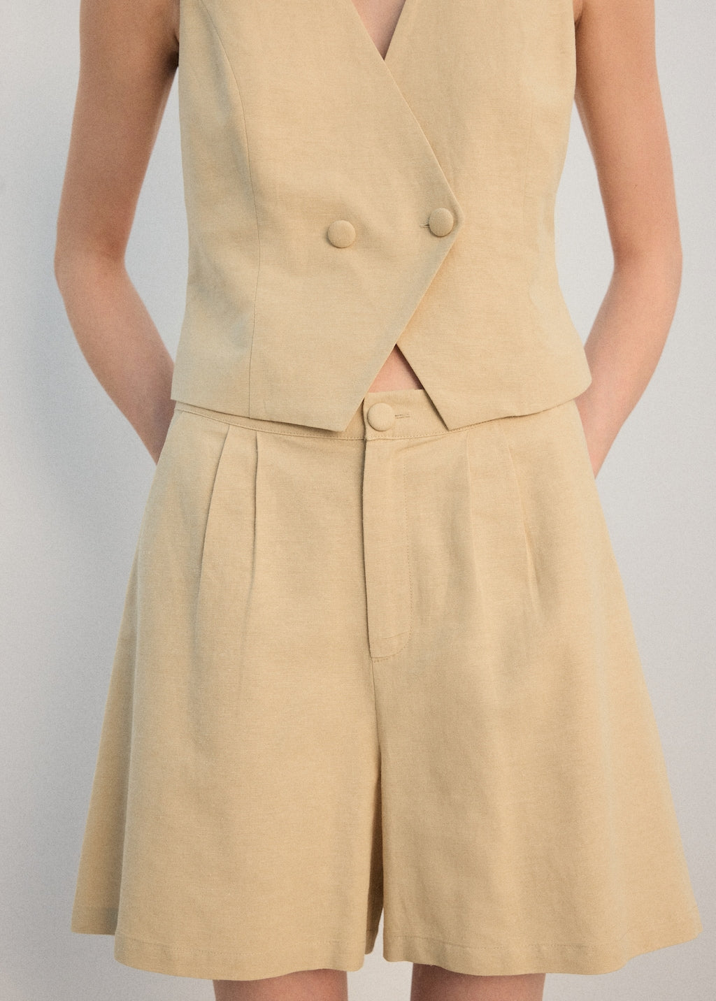 Mango shorts garbanzo in mustard - Image 1