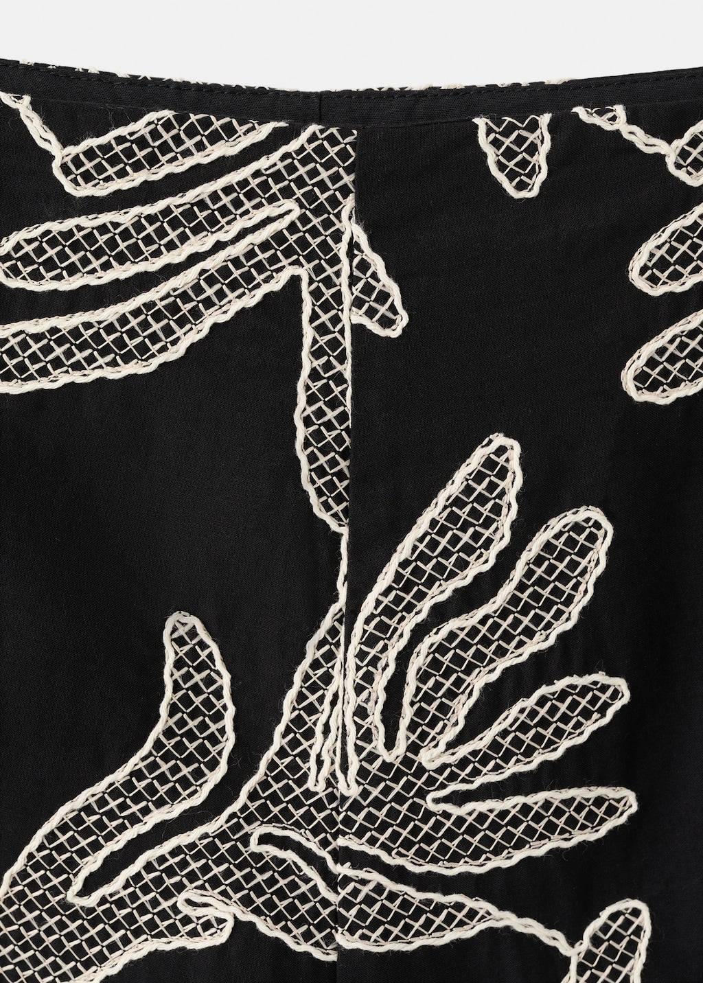 Mango shorts ginger in black - Image 3