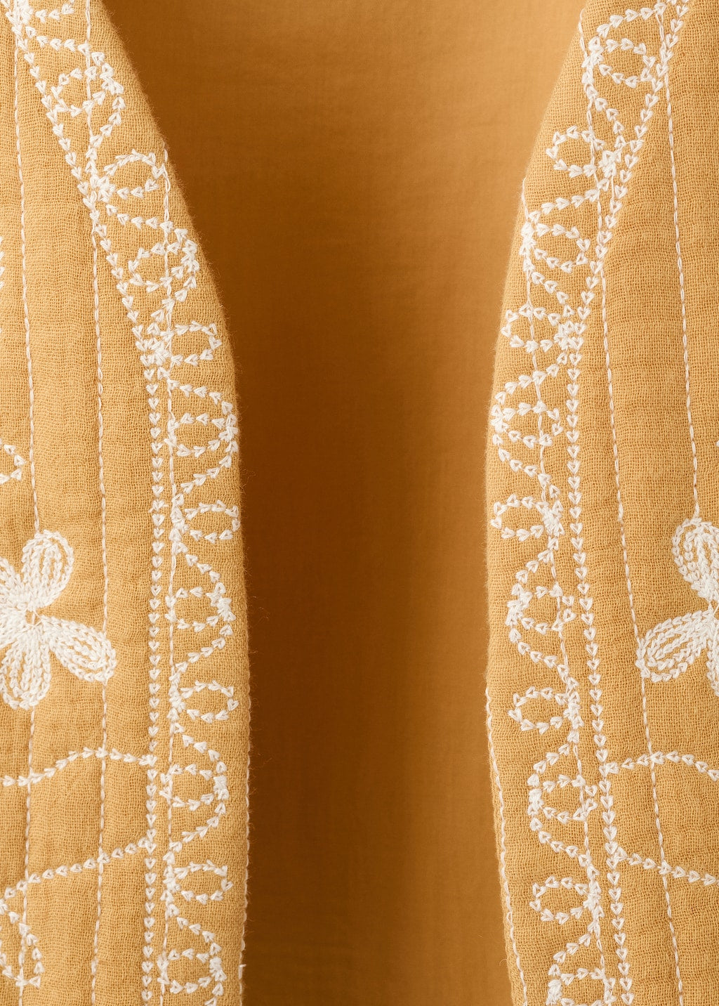 Mango vest flowy in mustard - Image 4