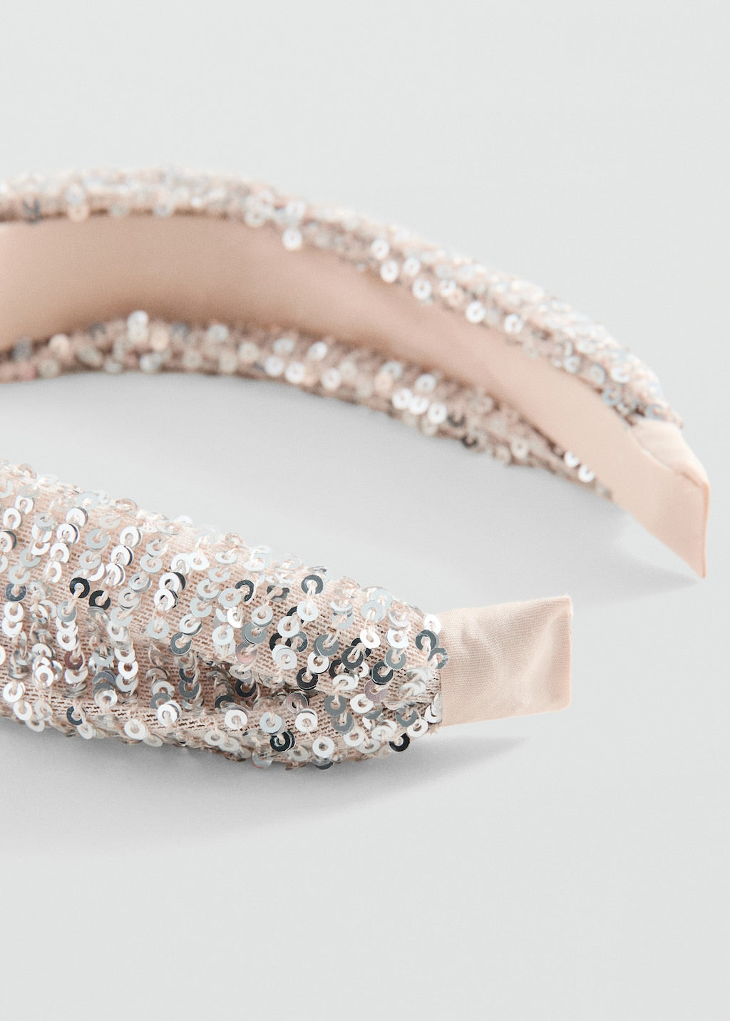 Mango headband ada in sand - Image 3