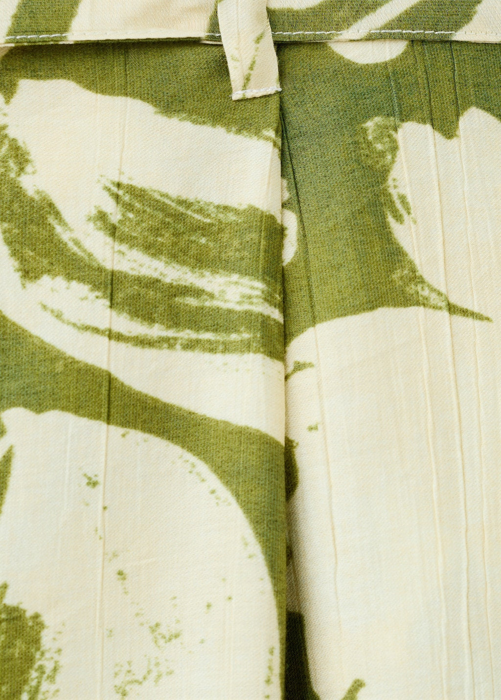 Mango trousers spin in green - Image 3