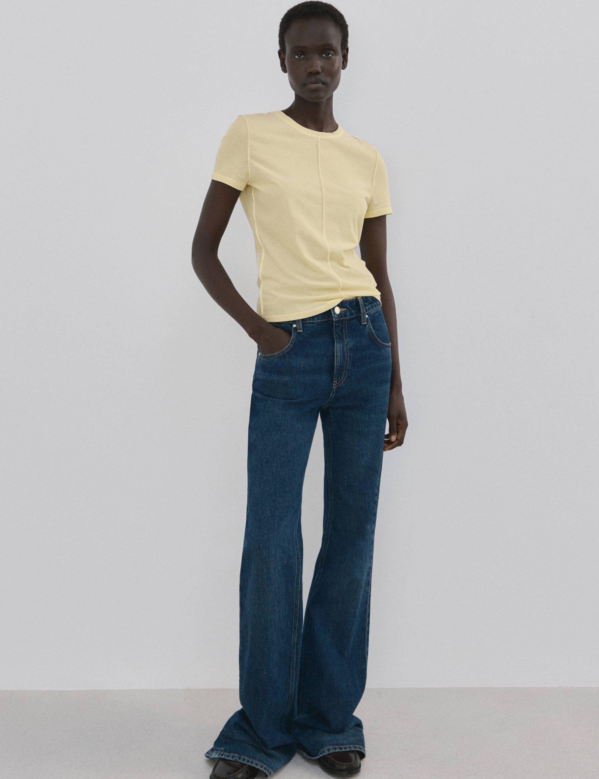 Mango t-shirt coulan in pastel yellow-001