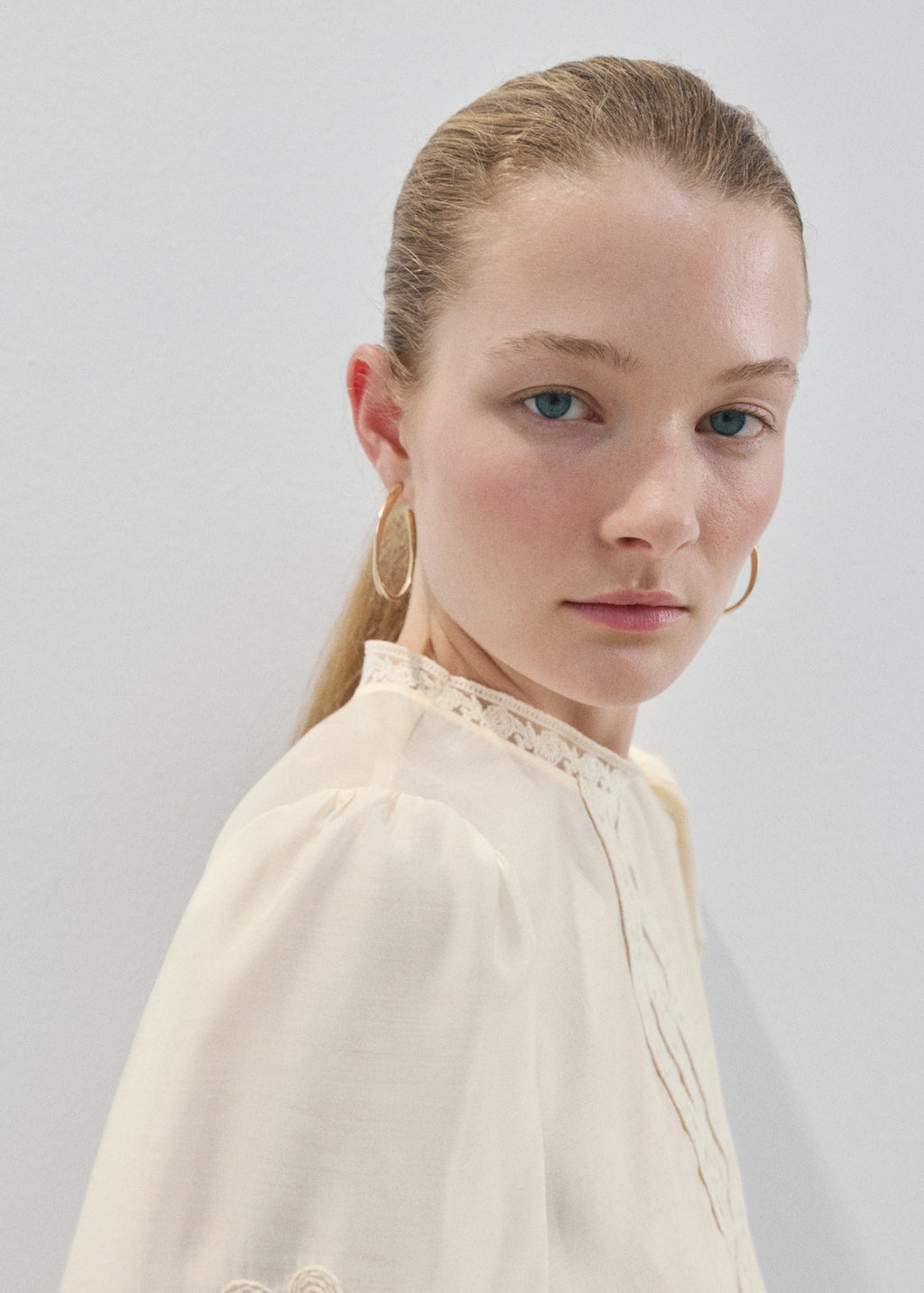 Mango blouse inma in raw - Image 4