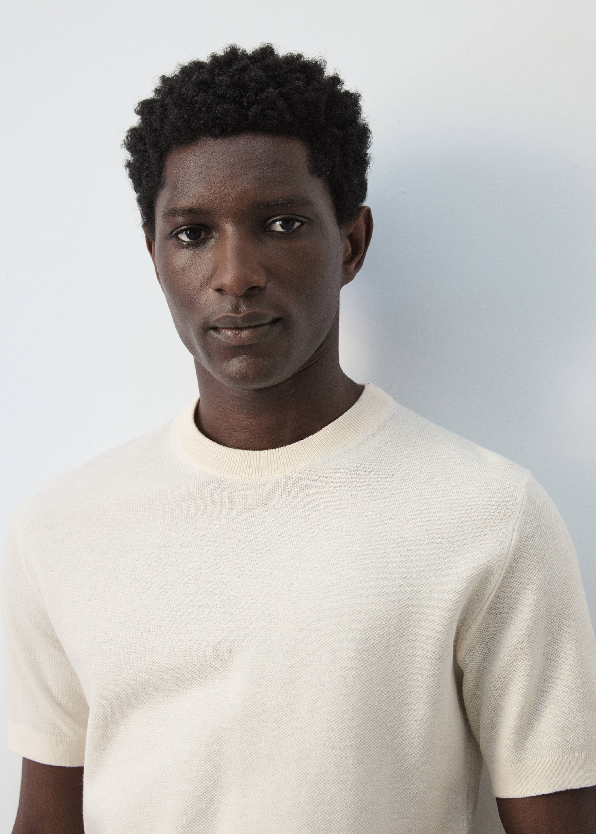 Mango t-shirt andrew in ivory-004