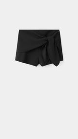 Mango shorts pistacho in black