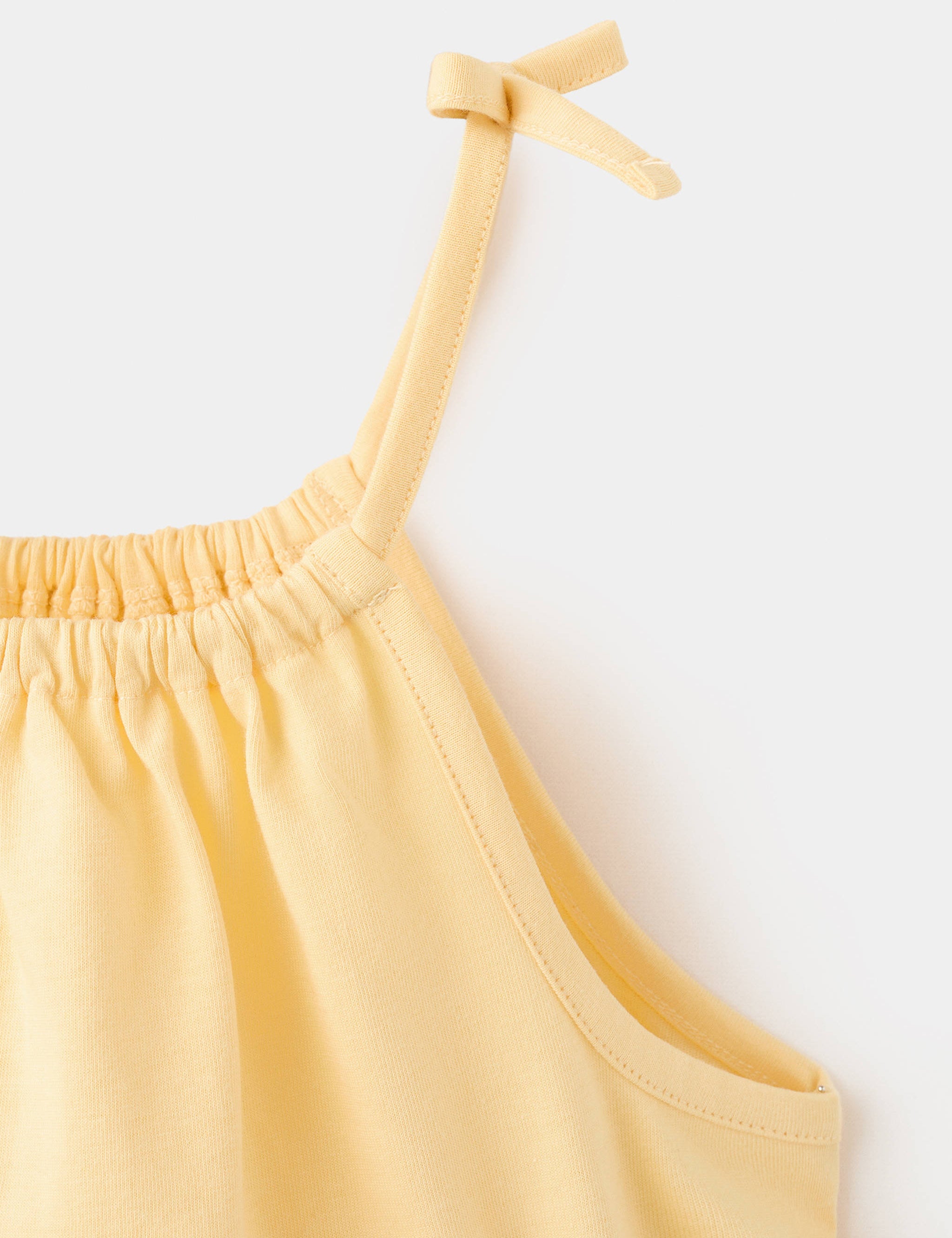 Mango camiseta samy in pastel yellow