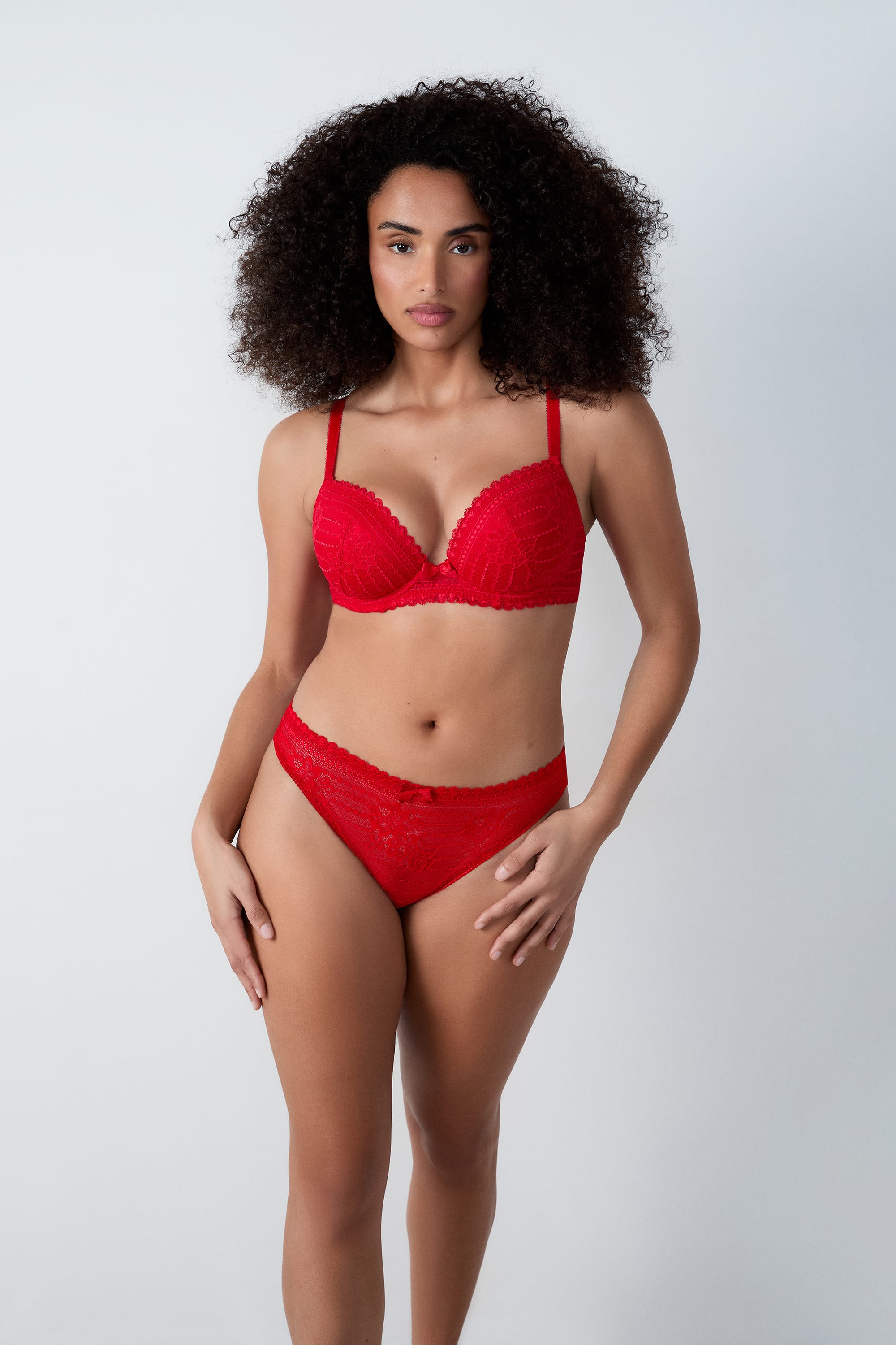 Etam panama - n 5 classique in red