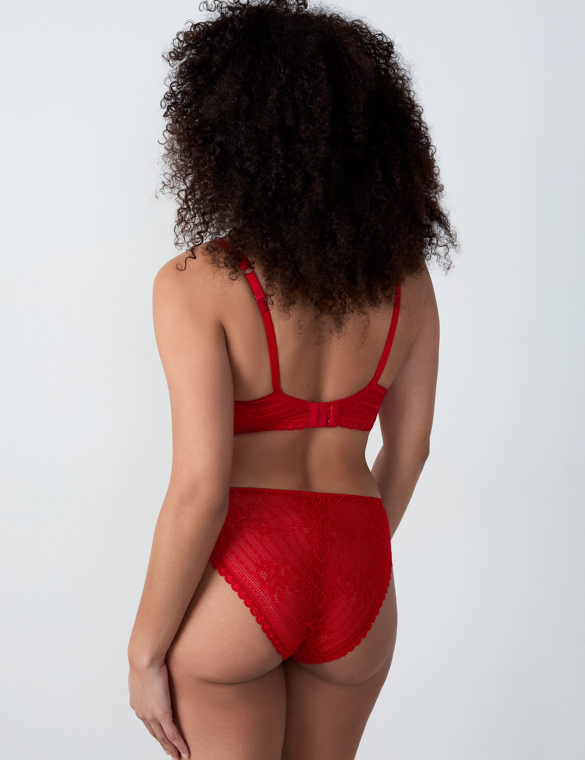 Etam panama - n 5 classique in red