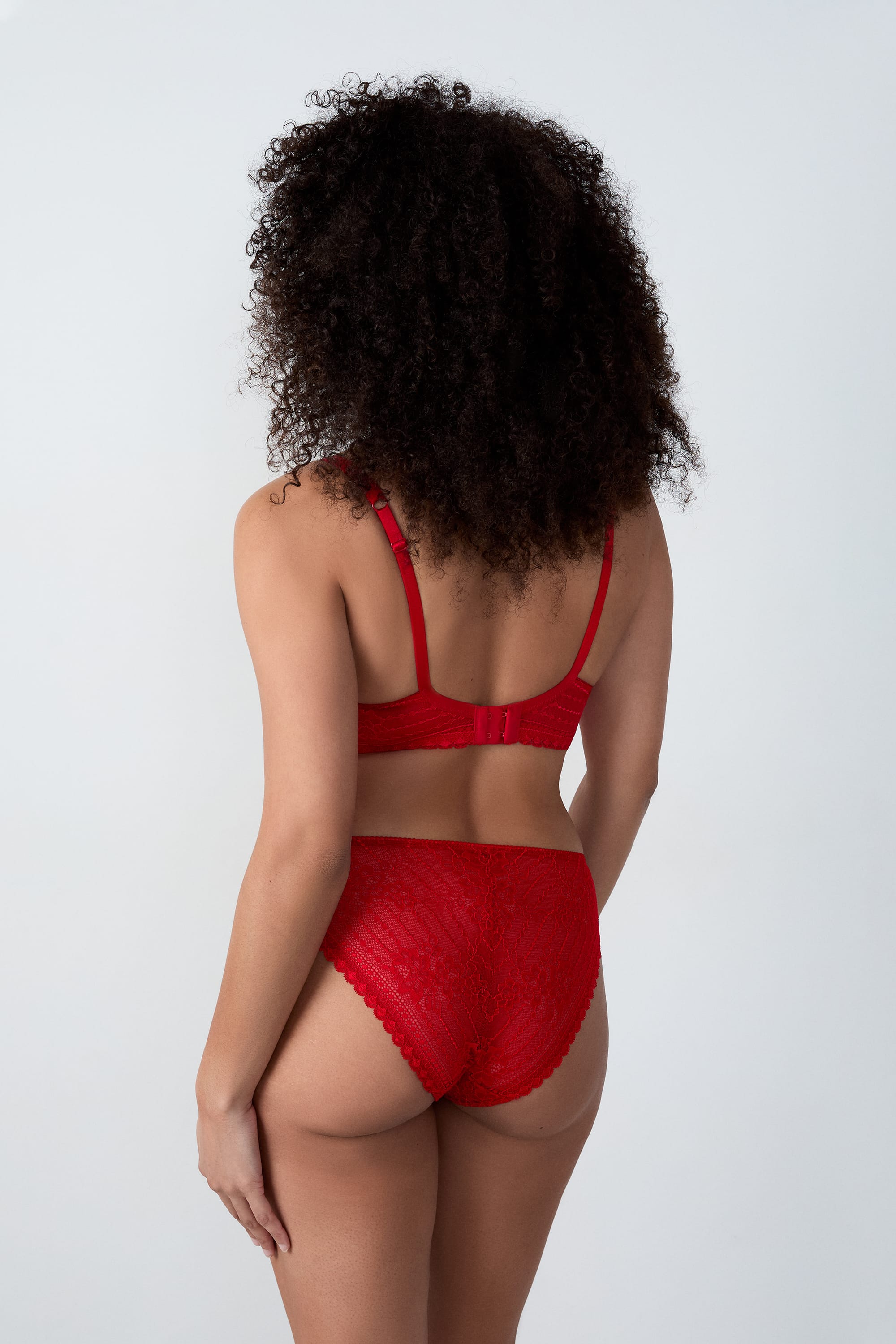Etam panama - n 5 classique in red