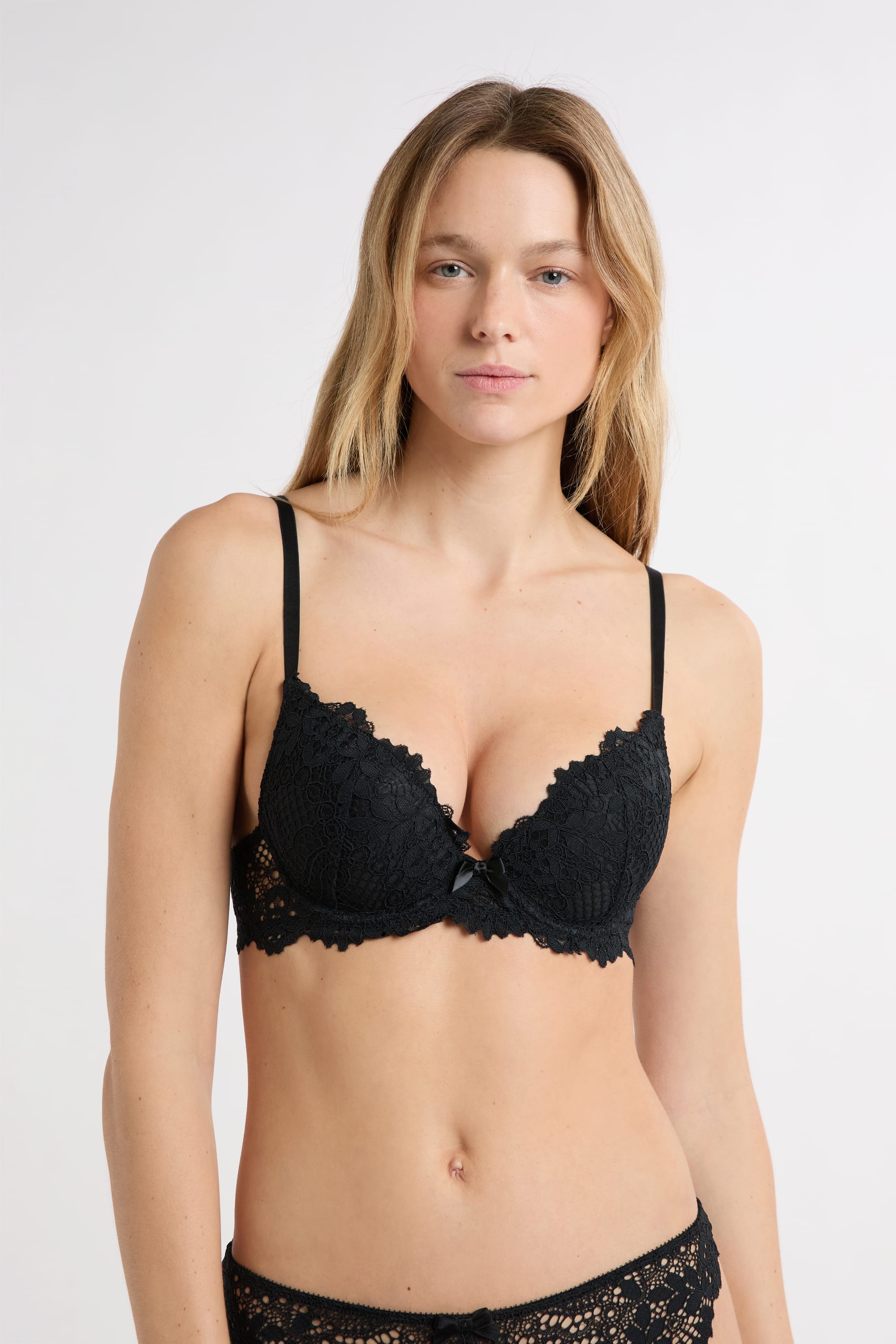 Etam success - n 2 classique in black