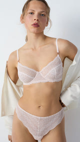 Etam idole - SC classique in rose poudre