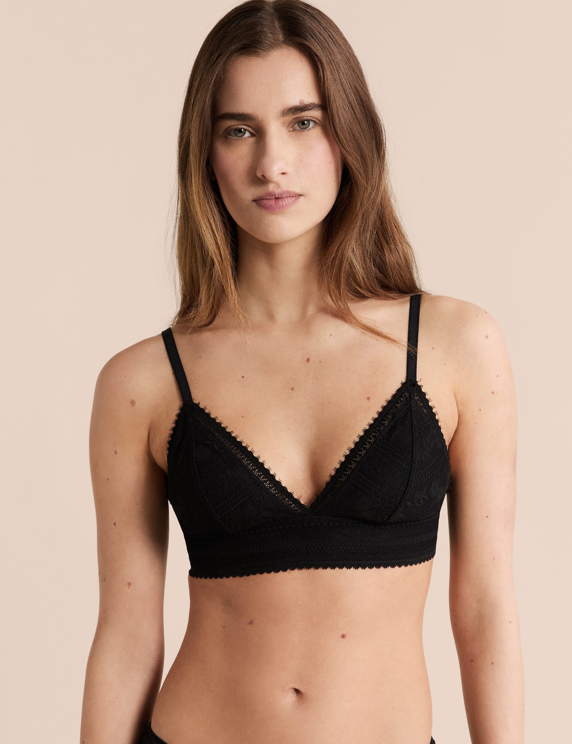 Etam aura - N8 triangle in black - Image 1