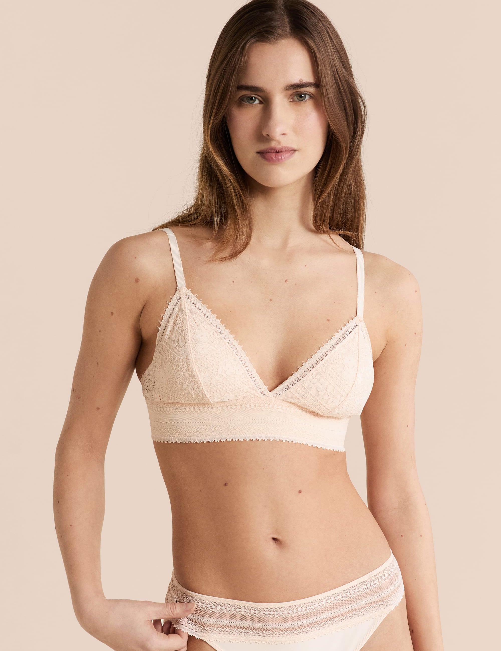 Etam aura - N8 triangle in blush - Image 1