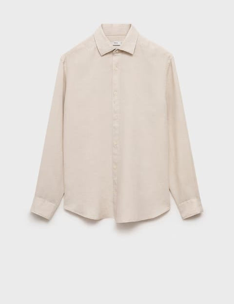 Mango shirt parrot in sand