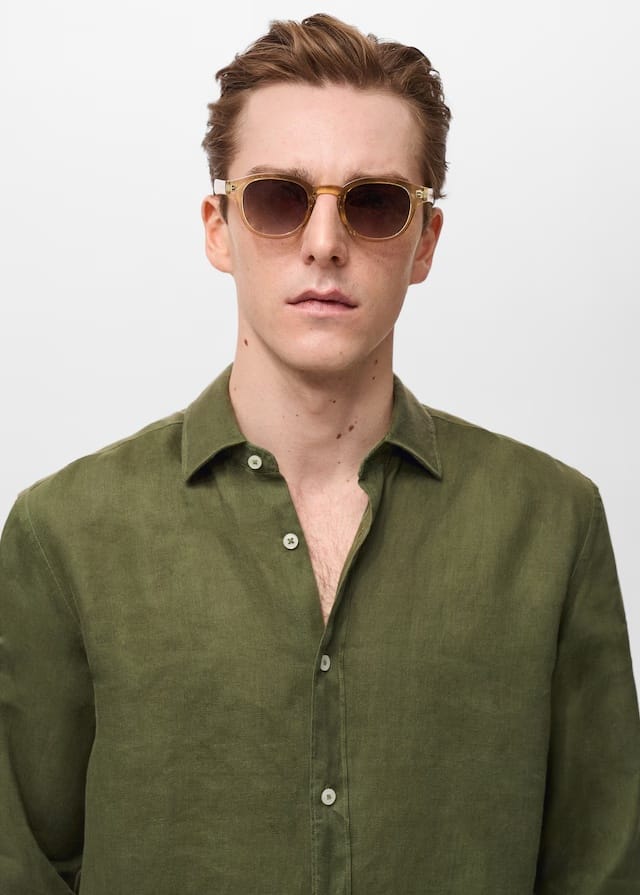Mango shirt parrot in green