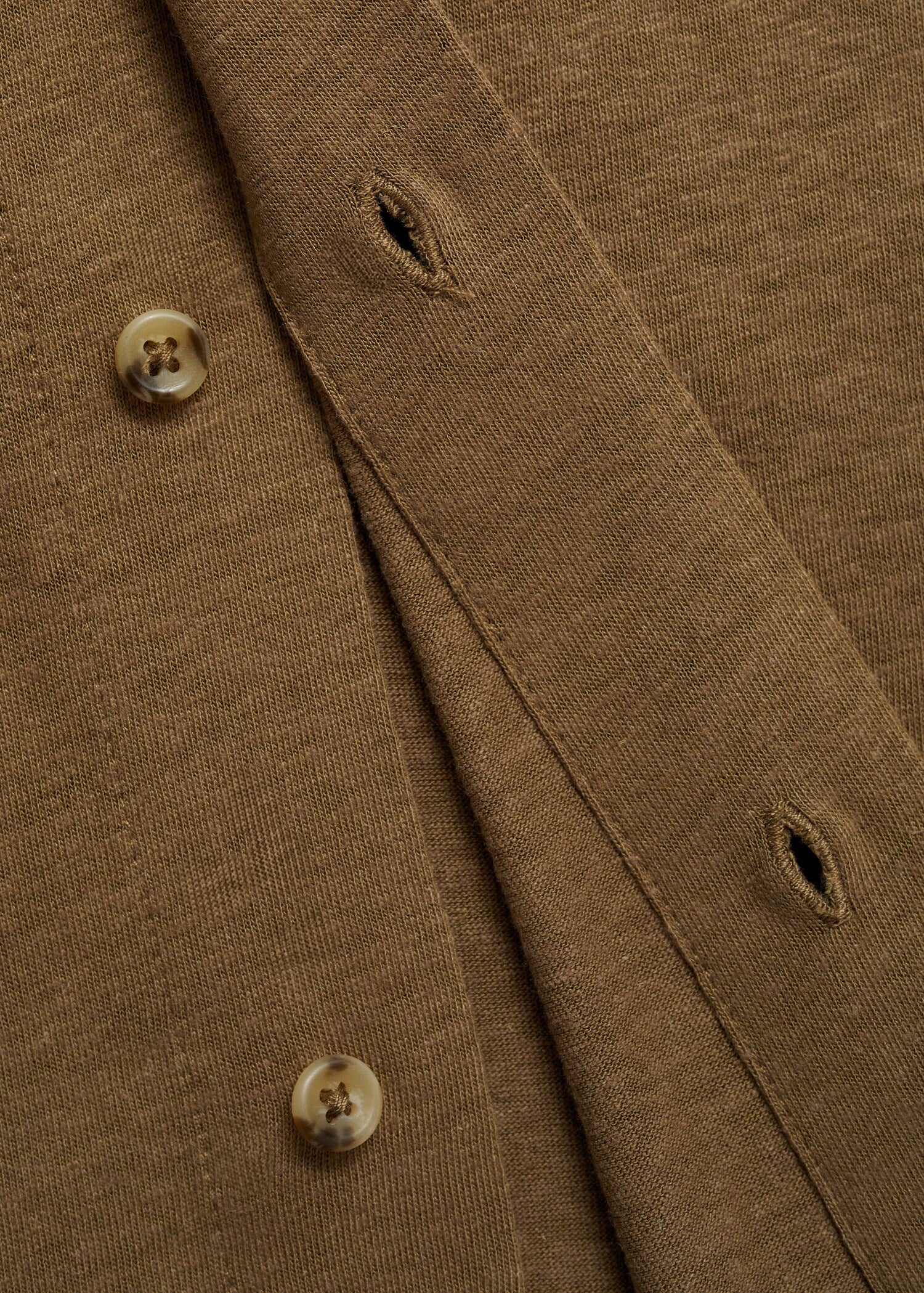 Mango poloshirt ricard in khaki - D0